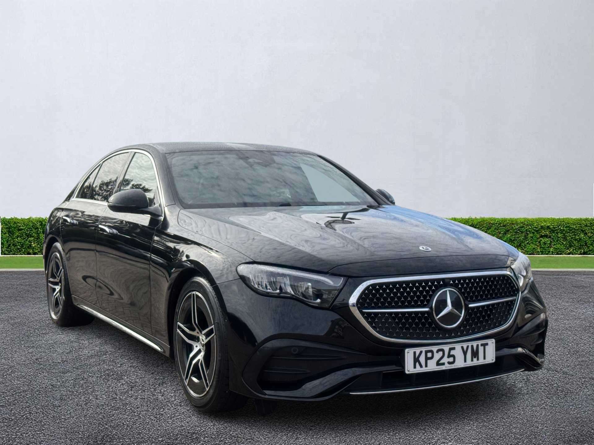 MERCEDES-BENZ E CLASS SALOON E200 Amg Line 4Dr 9G-Tronic