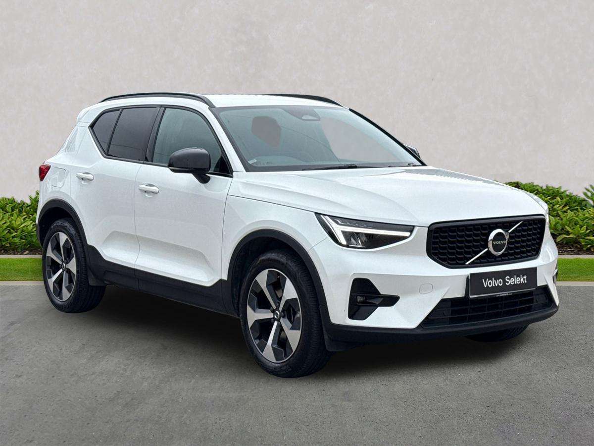 2024 Volvo XC40
