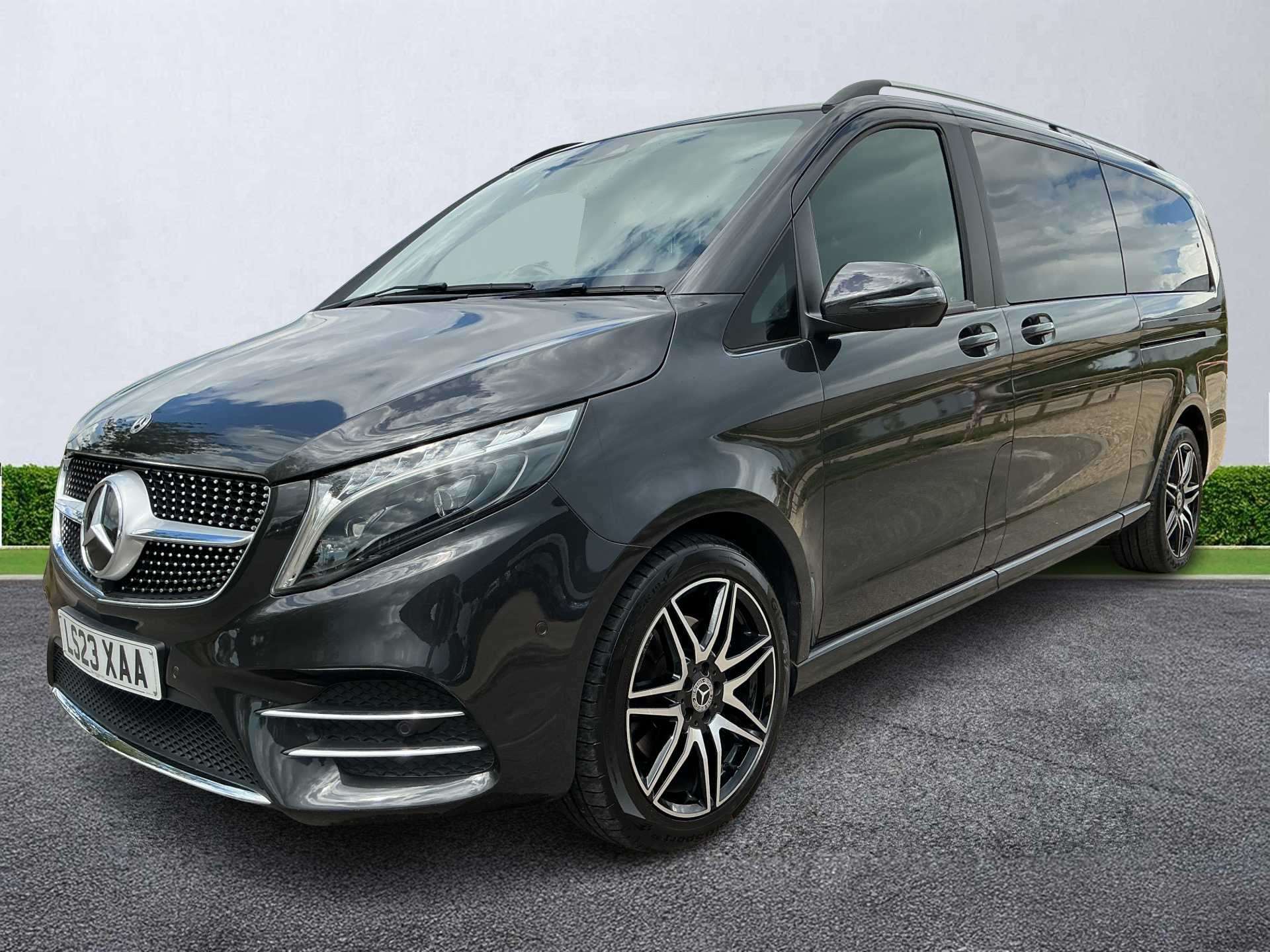 Used MERCEDES-BENZ V CLASS V300 D 237 Amg Line 5Dr 9G-Tronic [Extra ...