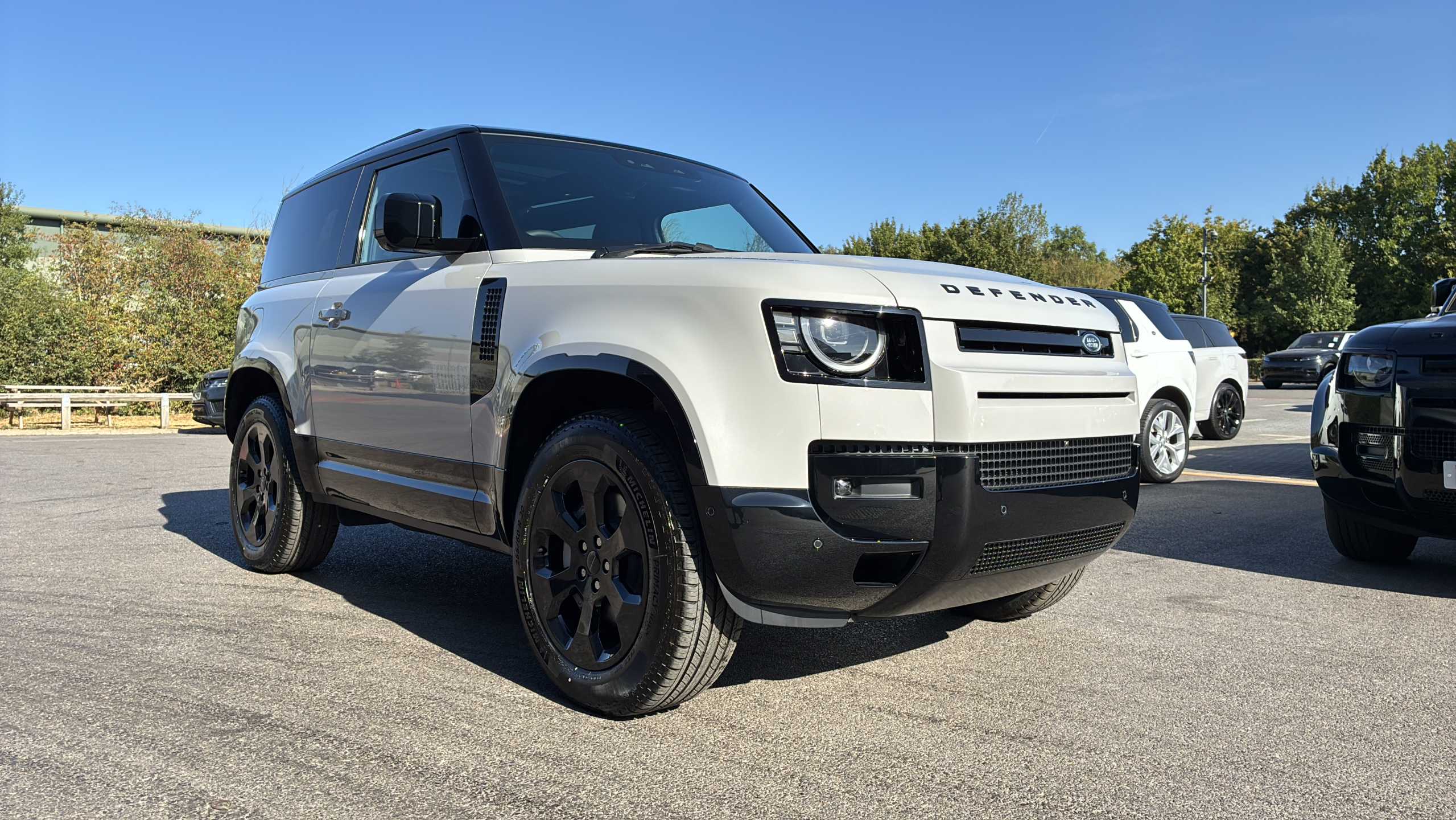 LAND ROVER DEFENDER DIESEL ESTATE 3.0 D350 X-Dynamic Se 90 3Dr Auto [6 Seat]