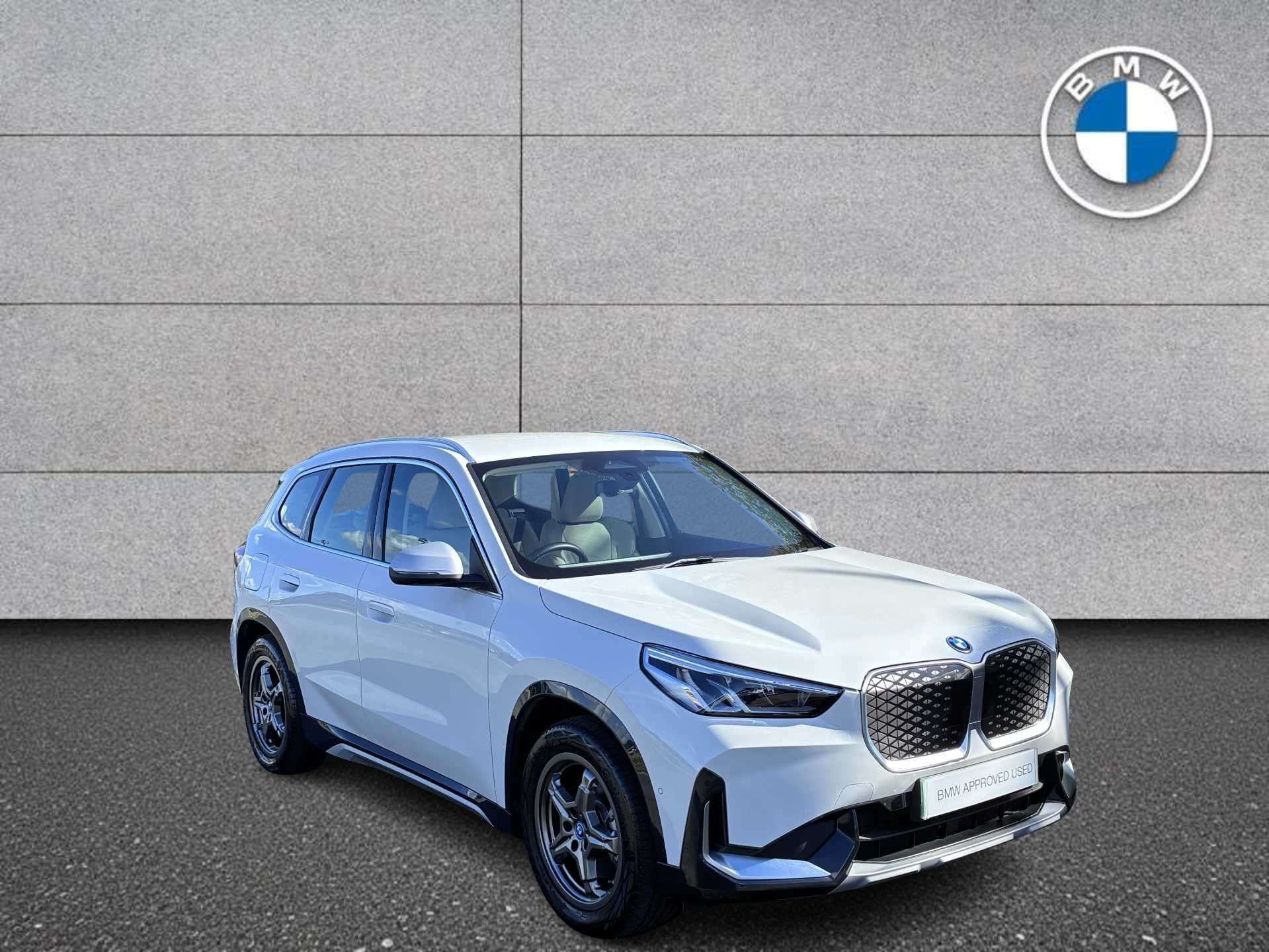 2024 BMW iX1