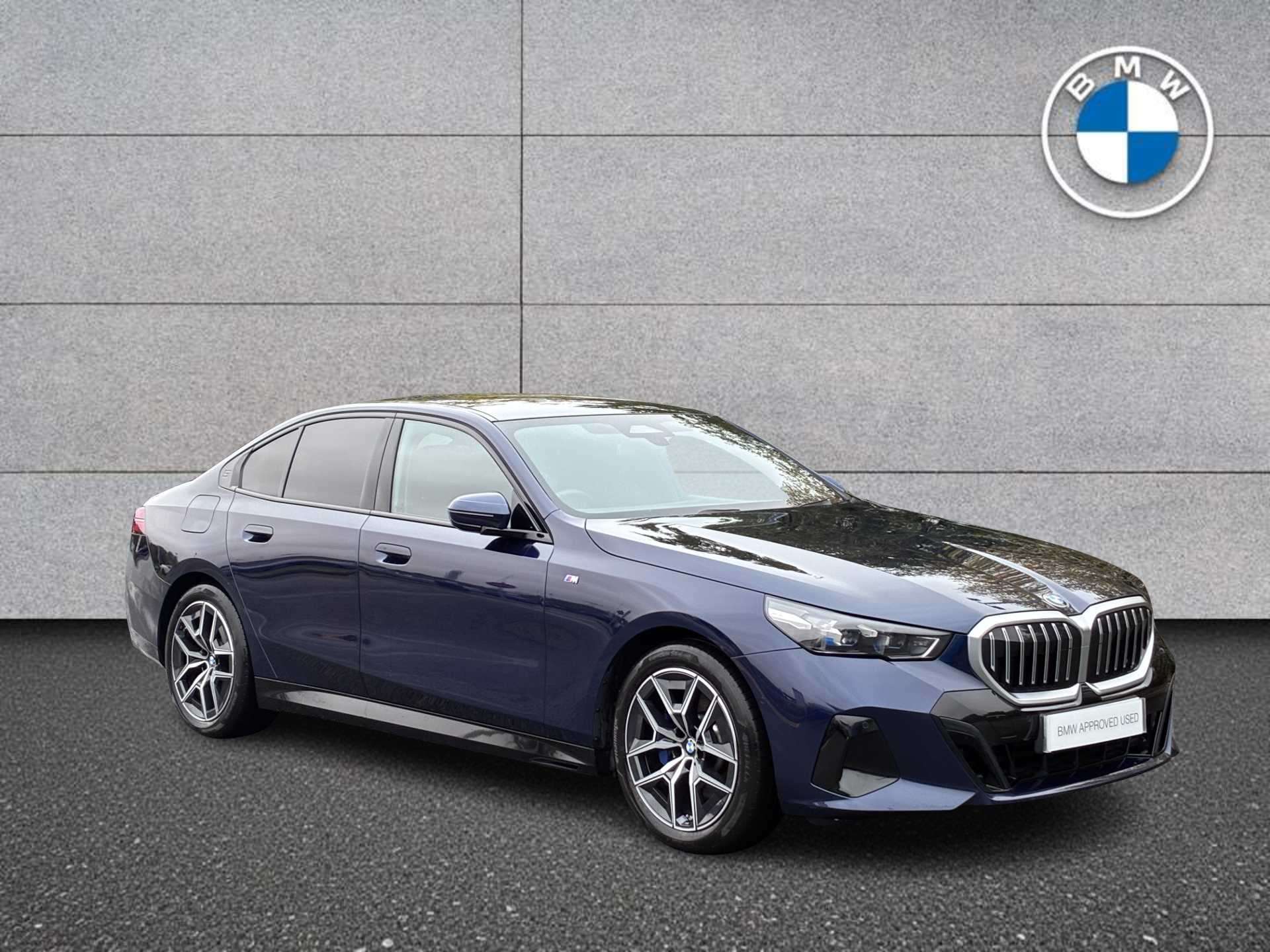 BMW 5 SERIES SALOON 520I M Sport 4Dr Auto