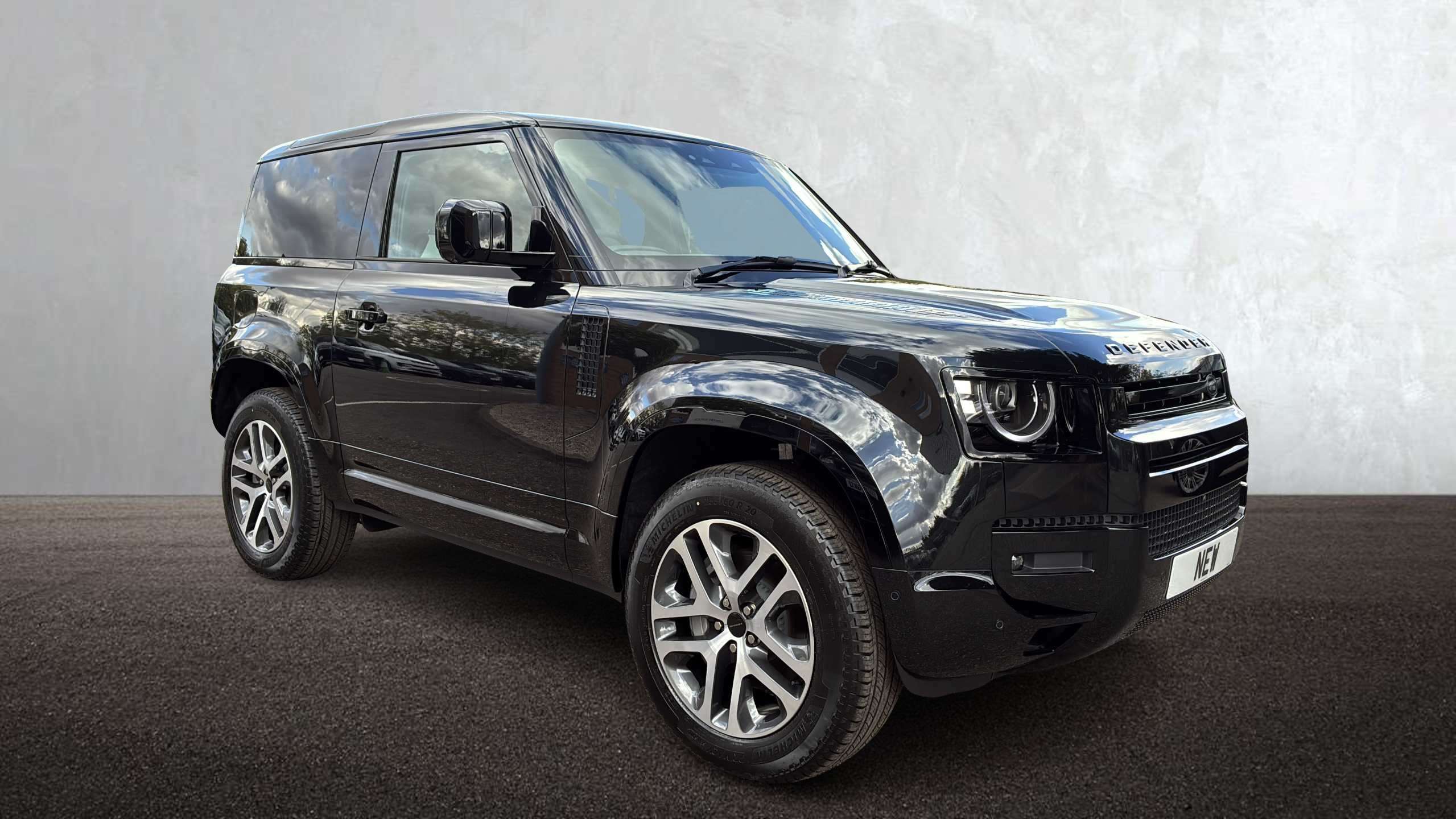 LAND ROVER DEFENDER DIESEL ESTATE 3.0 D350 X-Dynamic Hse 90 3Dr Auto