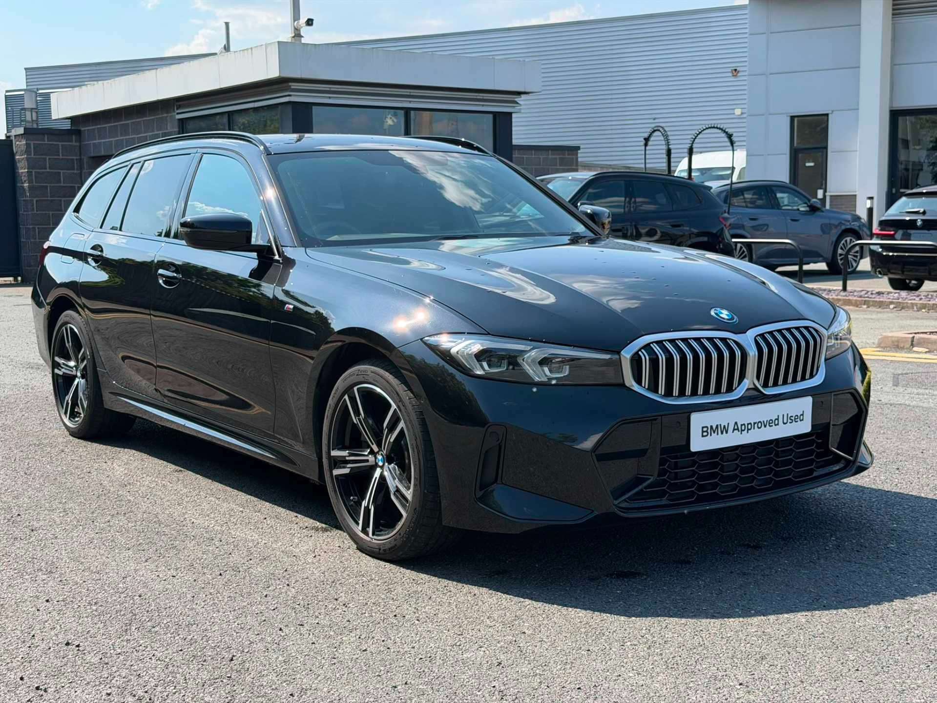 BMW 3 SERIES TOURING 330E 22.3 Kwh M Sport 5Dr Step Auto