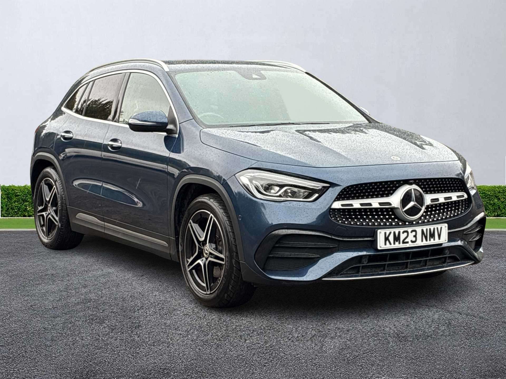 MERCEDES-BENZ GLA HATCHBACK Gla 200 Amg Line Premium 5Dr Auto