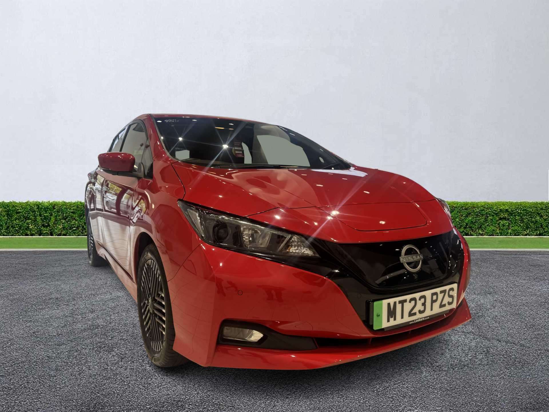 2023 LEAF HATCHBACK 2023 110KW N CONNECTA 39KWH 5DR AUTO SAT NAV PARKING CAMERA... photo