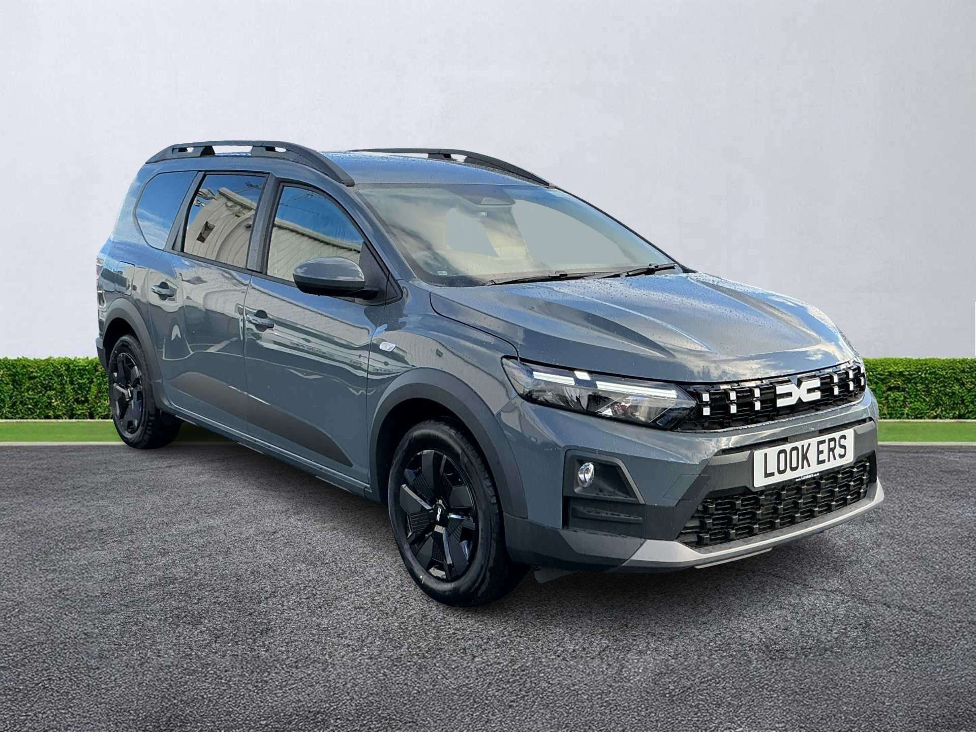 DACIA JOGGER ESTATE 1.0 Tce Expression 5Dr