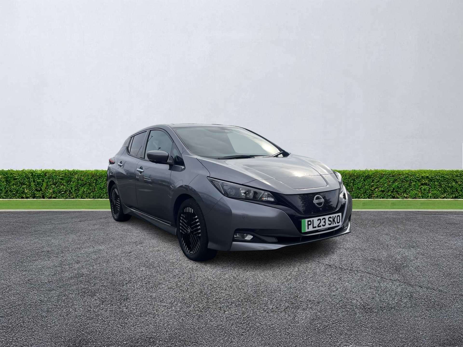 NISSAN LEAF HATCHBACK 110Kw N-Connecta 39Kwh 5Dr Auto