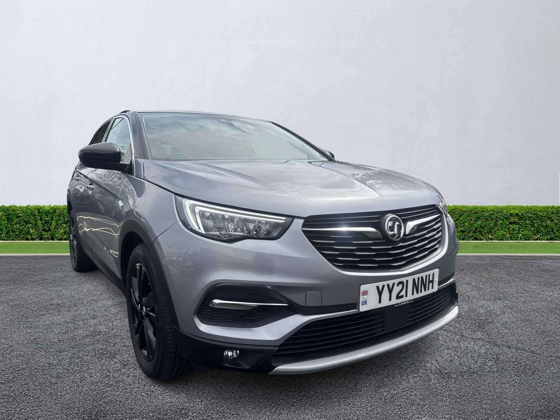 VAUXHALL GRANDLAND X HATCHBACK 1.2 Turbo Sri Nav 5Dr