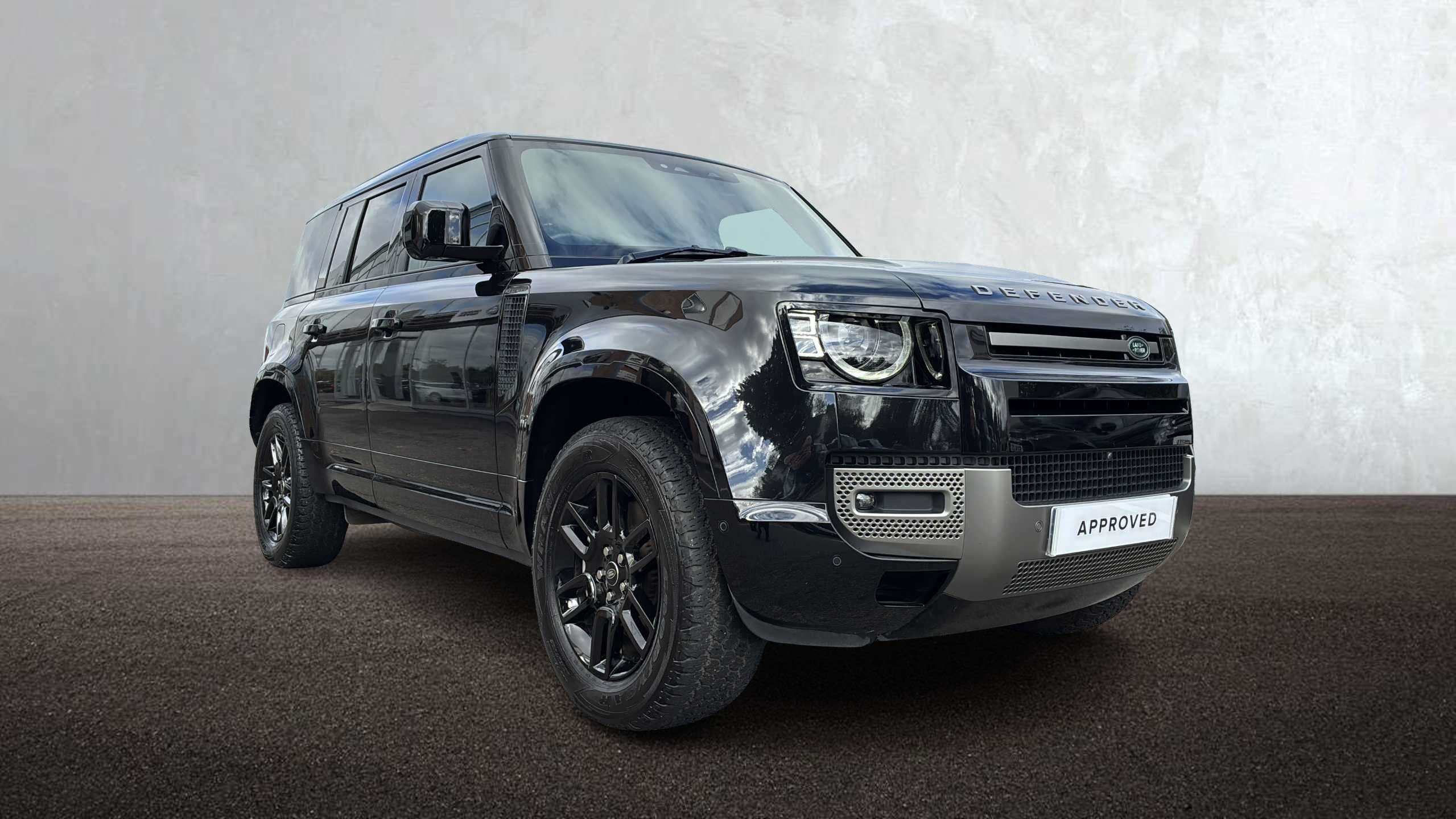 LAND ROVER DEFENDER 110 DIESEL 3.0 D300 Hard Top X-Dynamic Hse Auto [3 Seat]