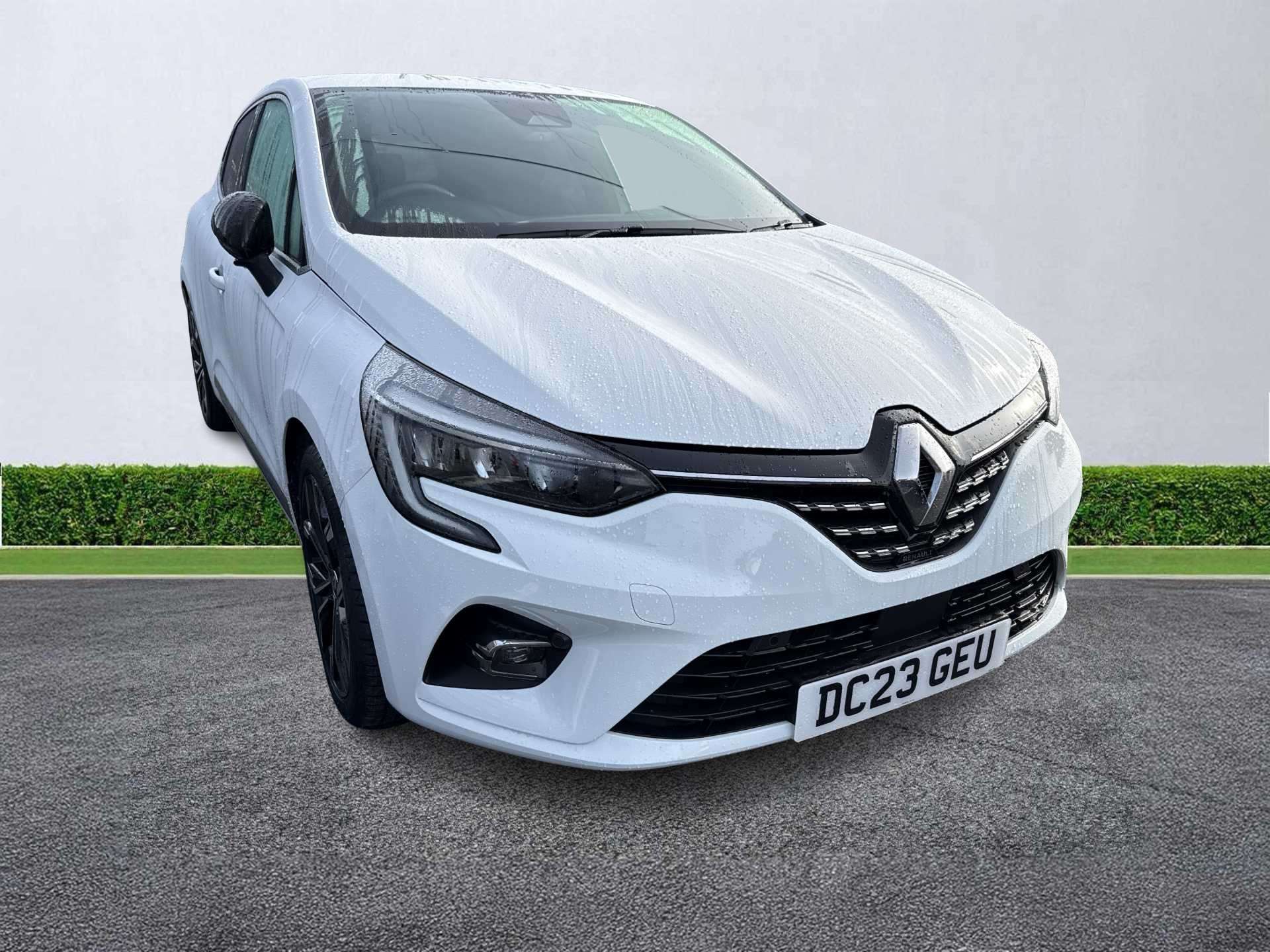 RENAULT CLIO HATCHBACK 1.6 E-Tech Full Hybrid 145 Techno 5Dr Auto