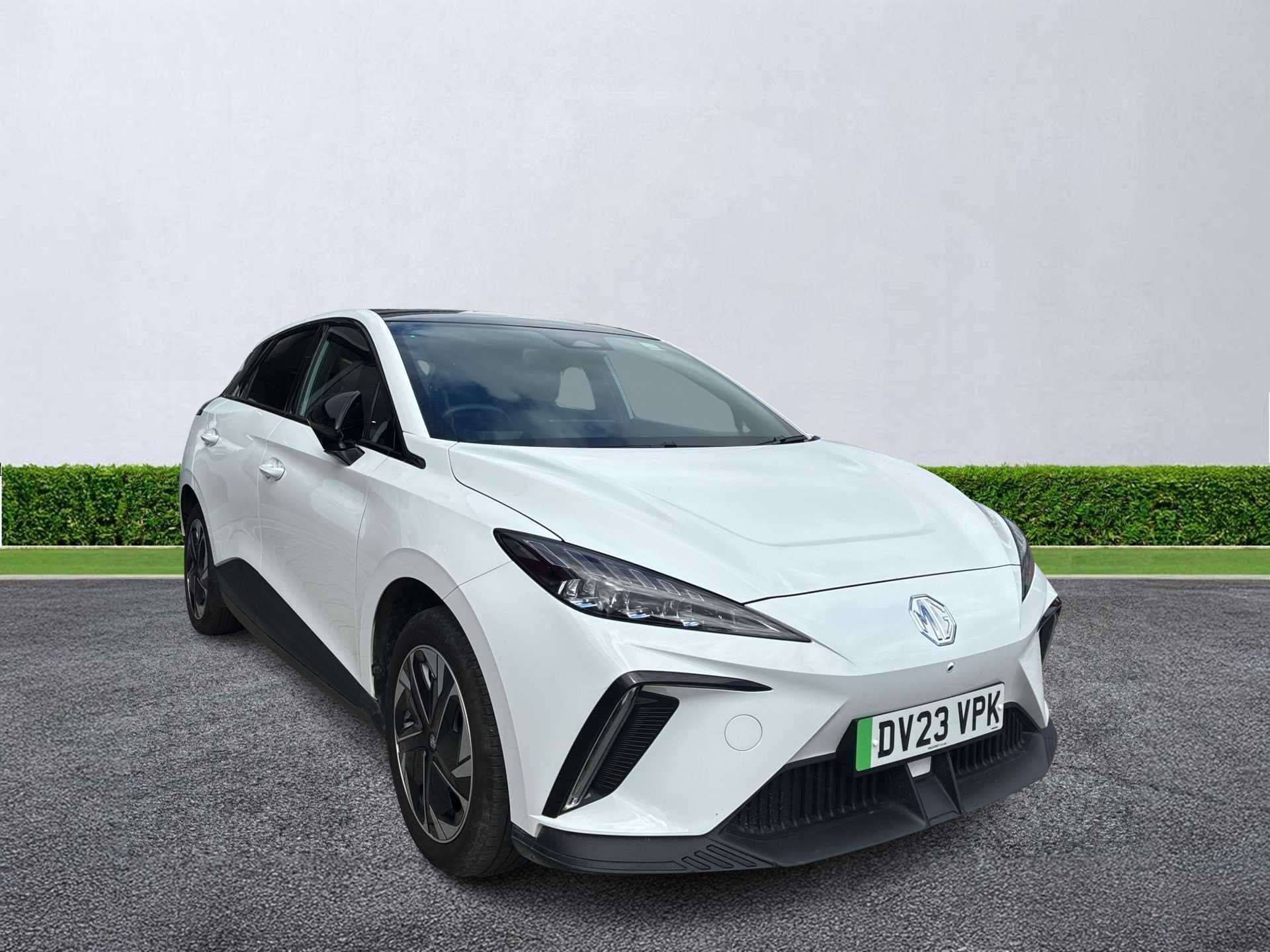 MG MOTOR UK MG4 HATCHBACK 150Kw Trophy Ev Long Range 64Kwh 5Dr Auto