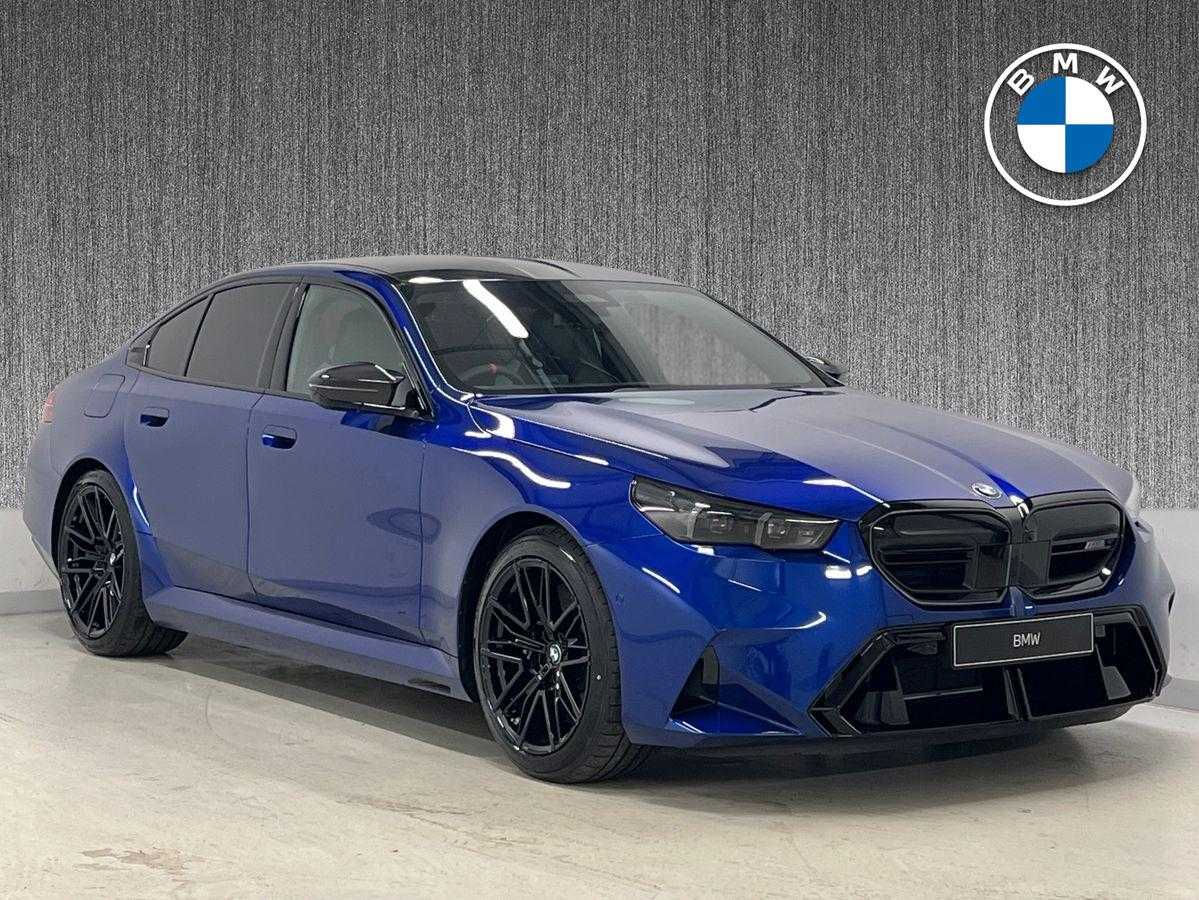 BMW M5 SALOON M5 4Dr Dct