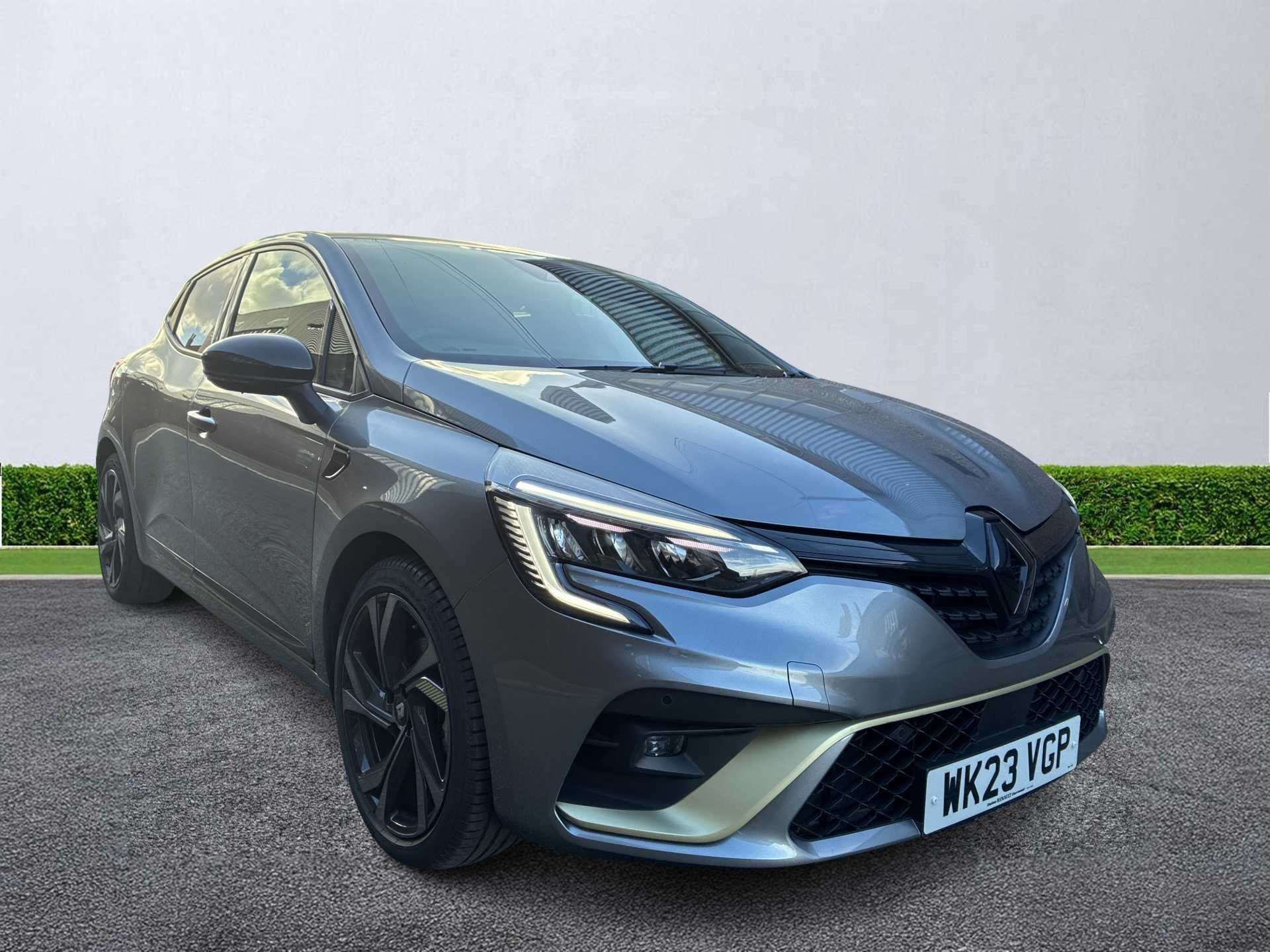 RENAULT CLIO HATCHBACK 1.6 E-TECH full hybrid 145 Engineered 5dr Auto