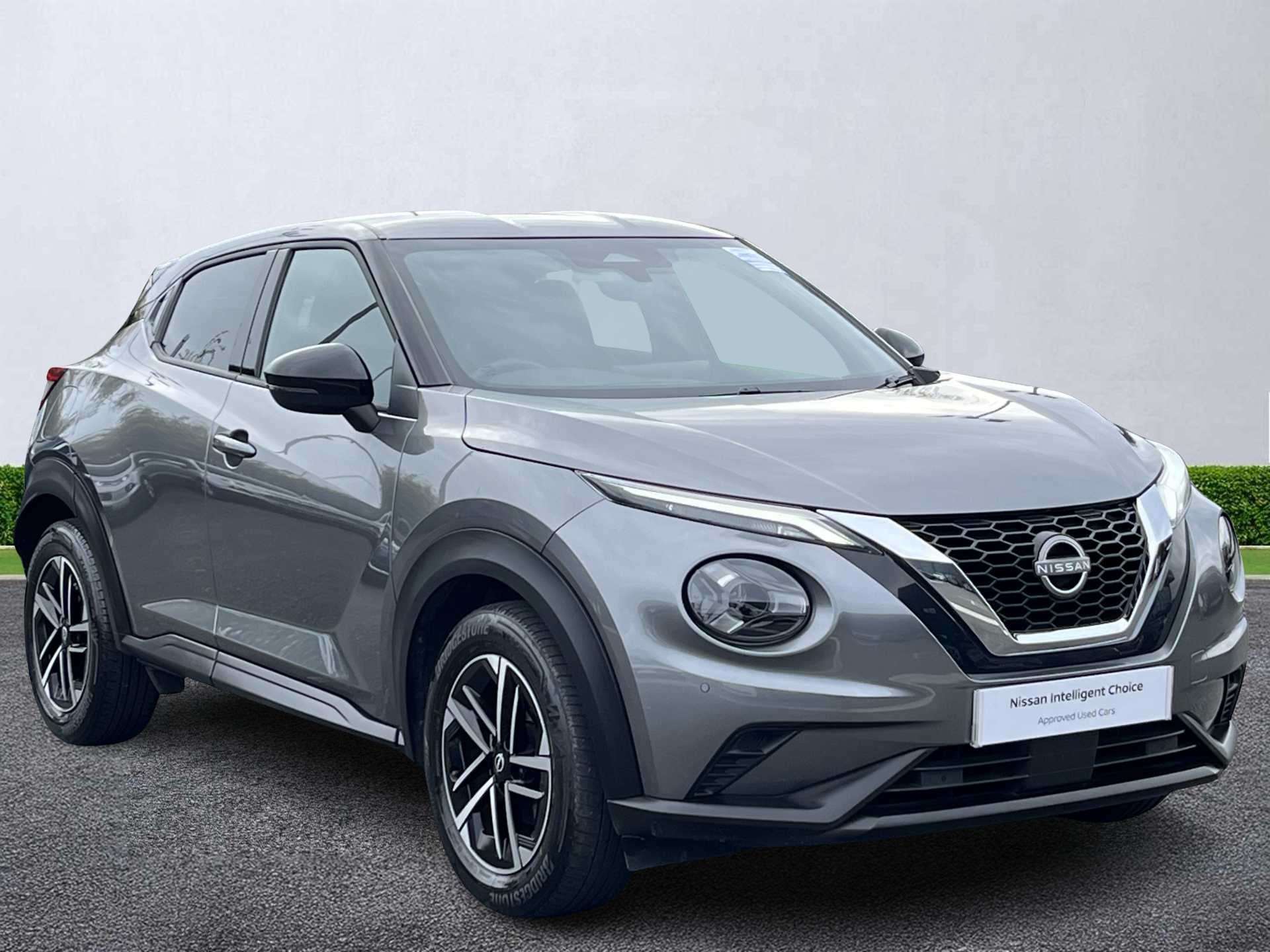 NISSAN JUKE HATCHBACK 1.0 Dig-T N-Connecta 5Dr