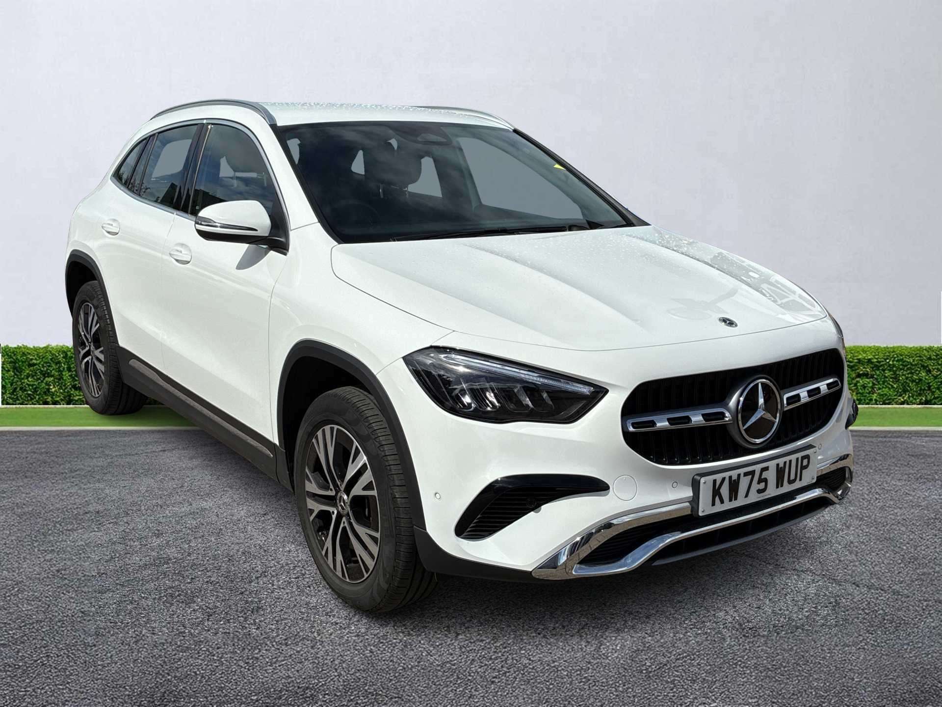 2026 MERCEDES GLA DIESEL HATCHBACK 2026 GLA 200D SPORT EXECUTIVE 5DR AUTO MBUX SAT NAV... photo