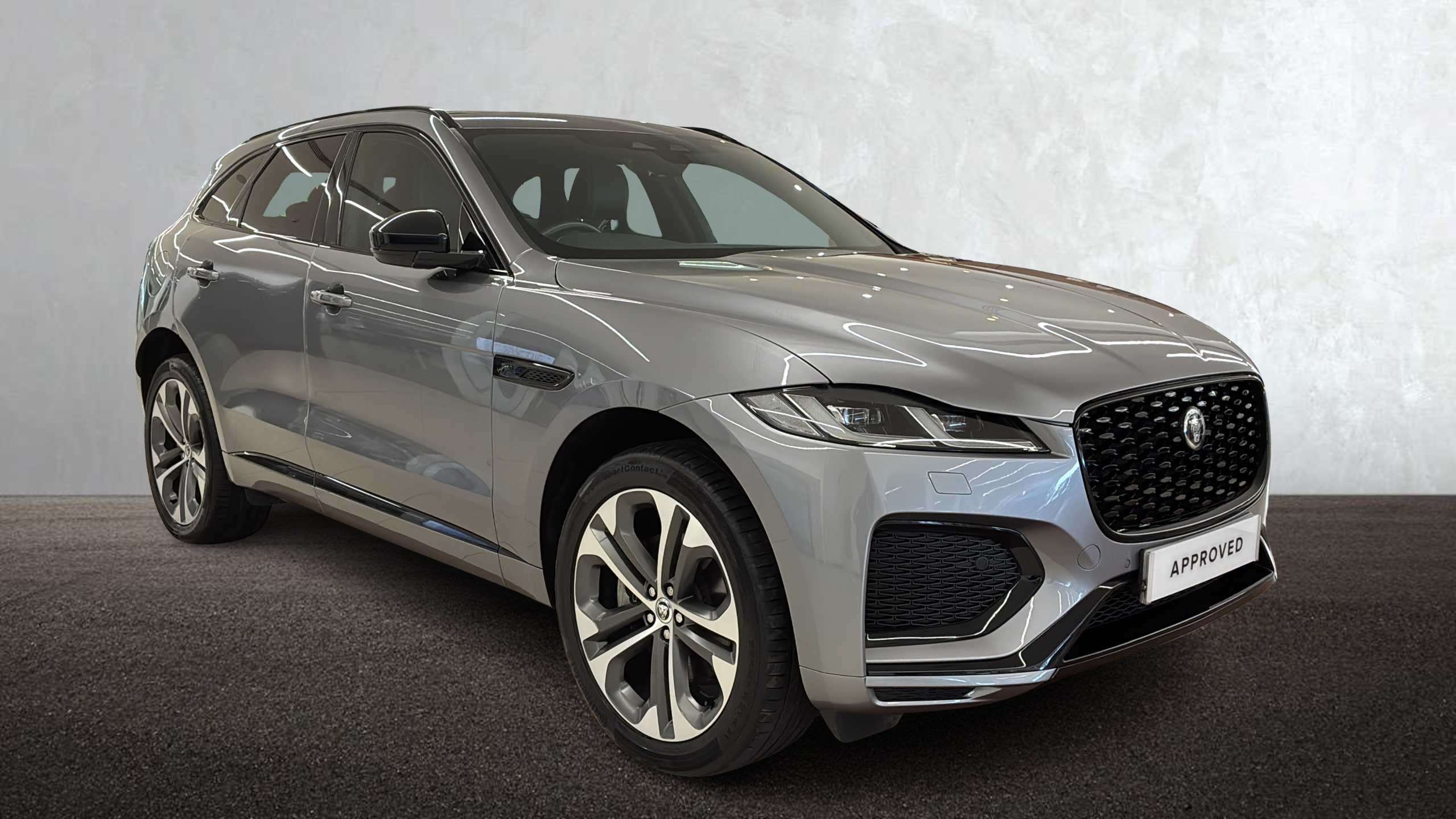JAGUAR F-PACE ESTATE SPECIAL EDITIONS 2.0 D200 R-Dynamic Hse Black 90Th Anniv 5Dr Auto