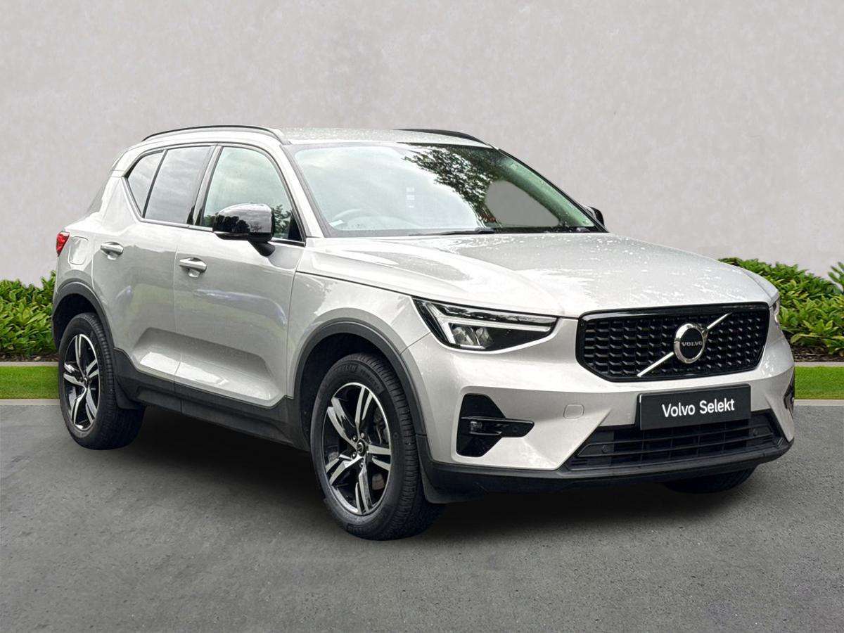 VOLVO XC40 ESTATE 2.0 B3P Plus Dark 5Dr Auto