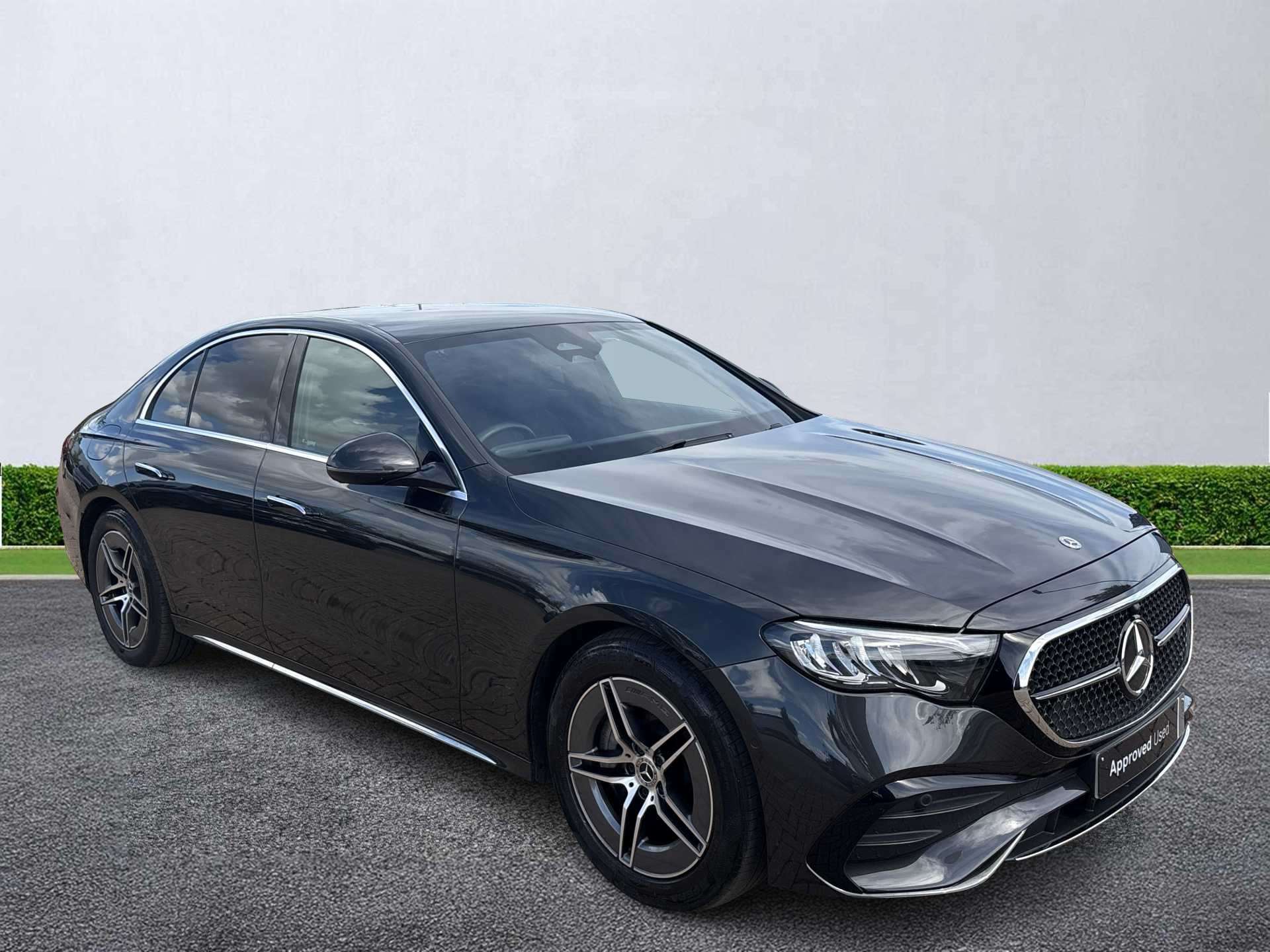 MERCEDES-BENZ E CLASS SALOON E200 Amg Line 4Dr 9G-Tronic