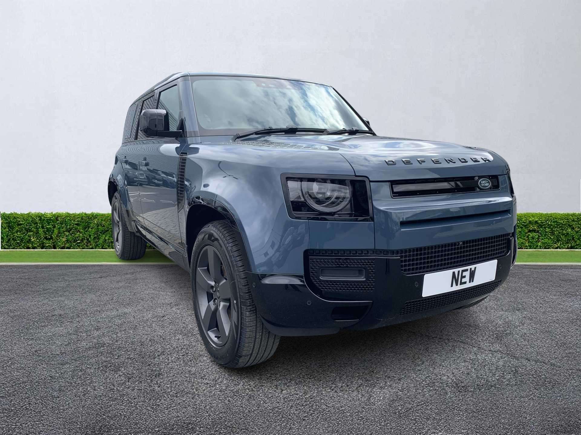 LAND ROVER DEFENDER DIESEL ESTATE 3.0 D250 X-Dynamic Se 110 5Dr Auto
