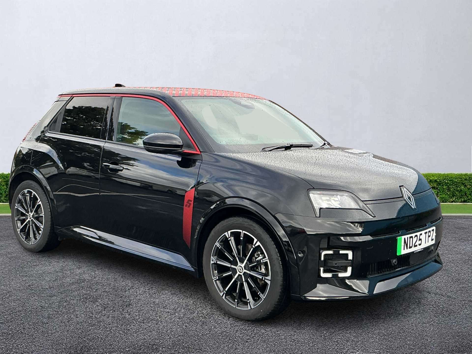 RENAULT 5 E-TECH HATCHBACK 110Kw Iconic Five Comfort Range 52Kwh 5Dr Auto
