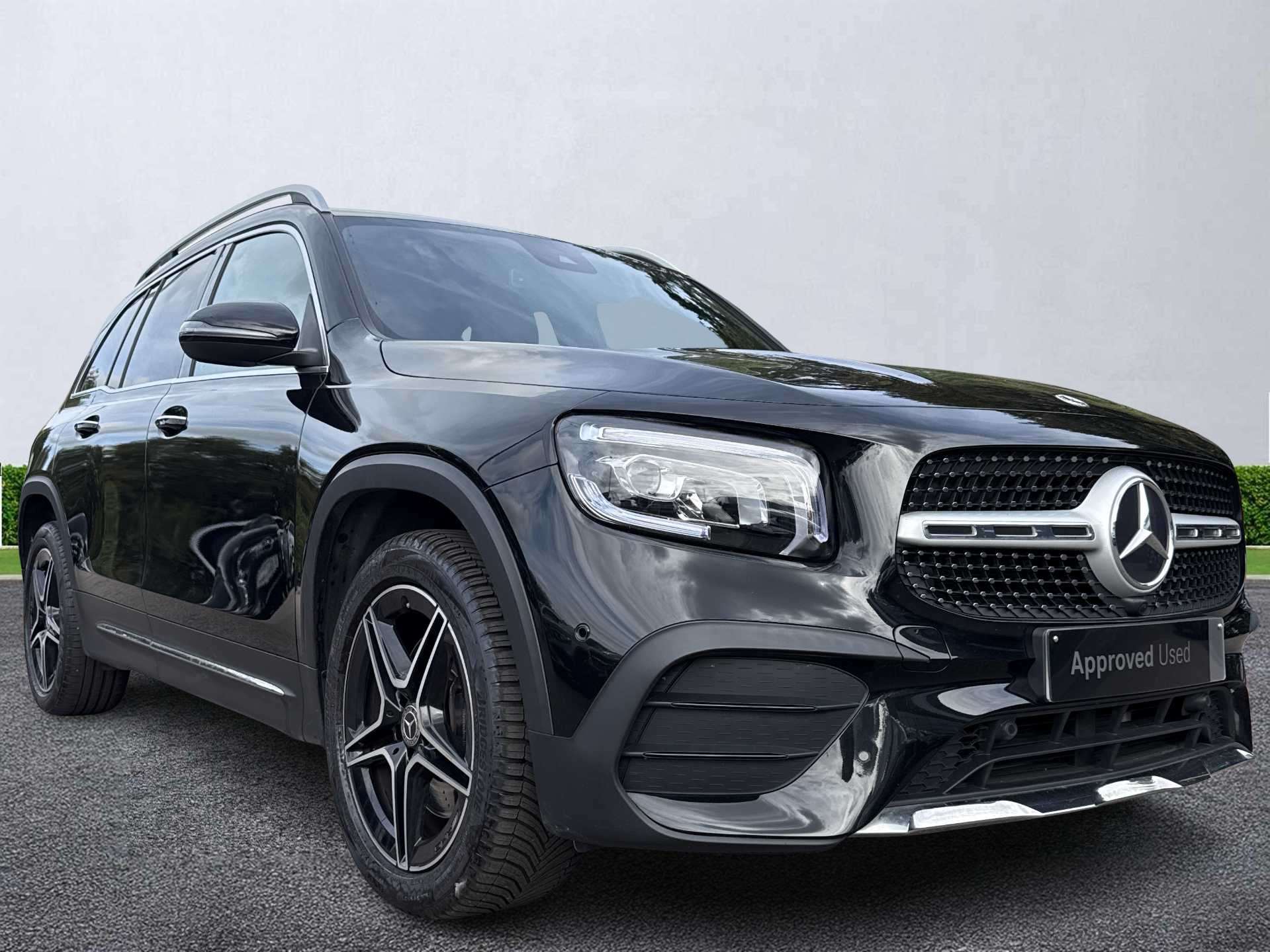 MERCEDES-BENZ GLB DIESEL ESTATE Glb 220D 4Matic Amg Line Premium 5Dr 8G-Tronic