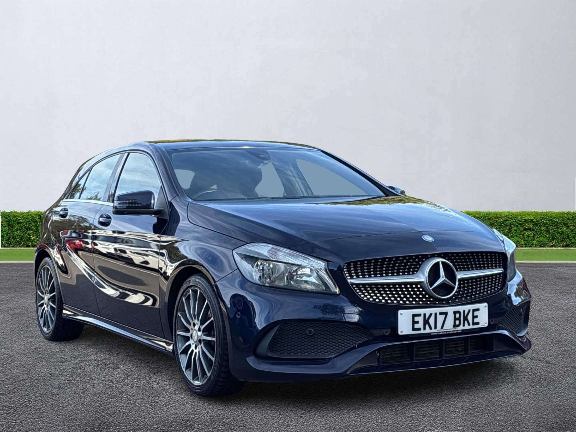 MERCEDES-BENZ A CLASS HATCHBACK A200 Amg Line Executive 5Dr