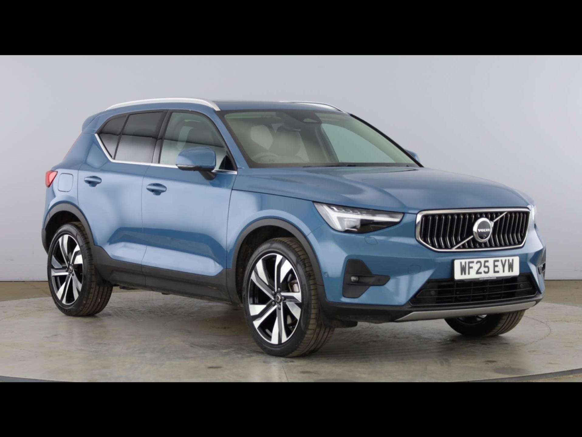 VOLVO XC40 ESTATE 2.0 B4P Ultra Dark 5Dr Auto