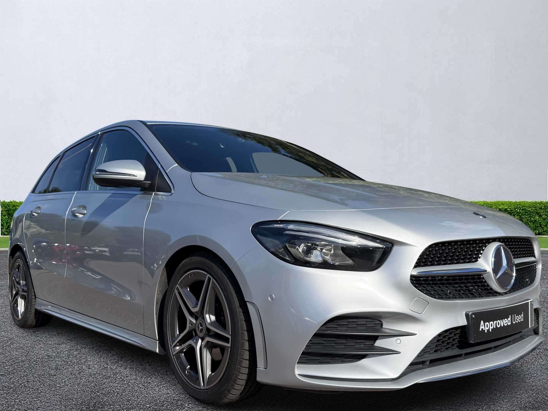 MERCEDES-BENZ B CLASS DIESEL HATCHBACK B200D Amg Line Executive 5Dr Auto