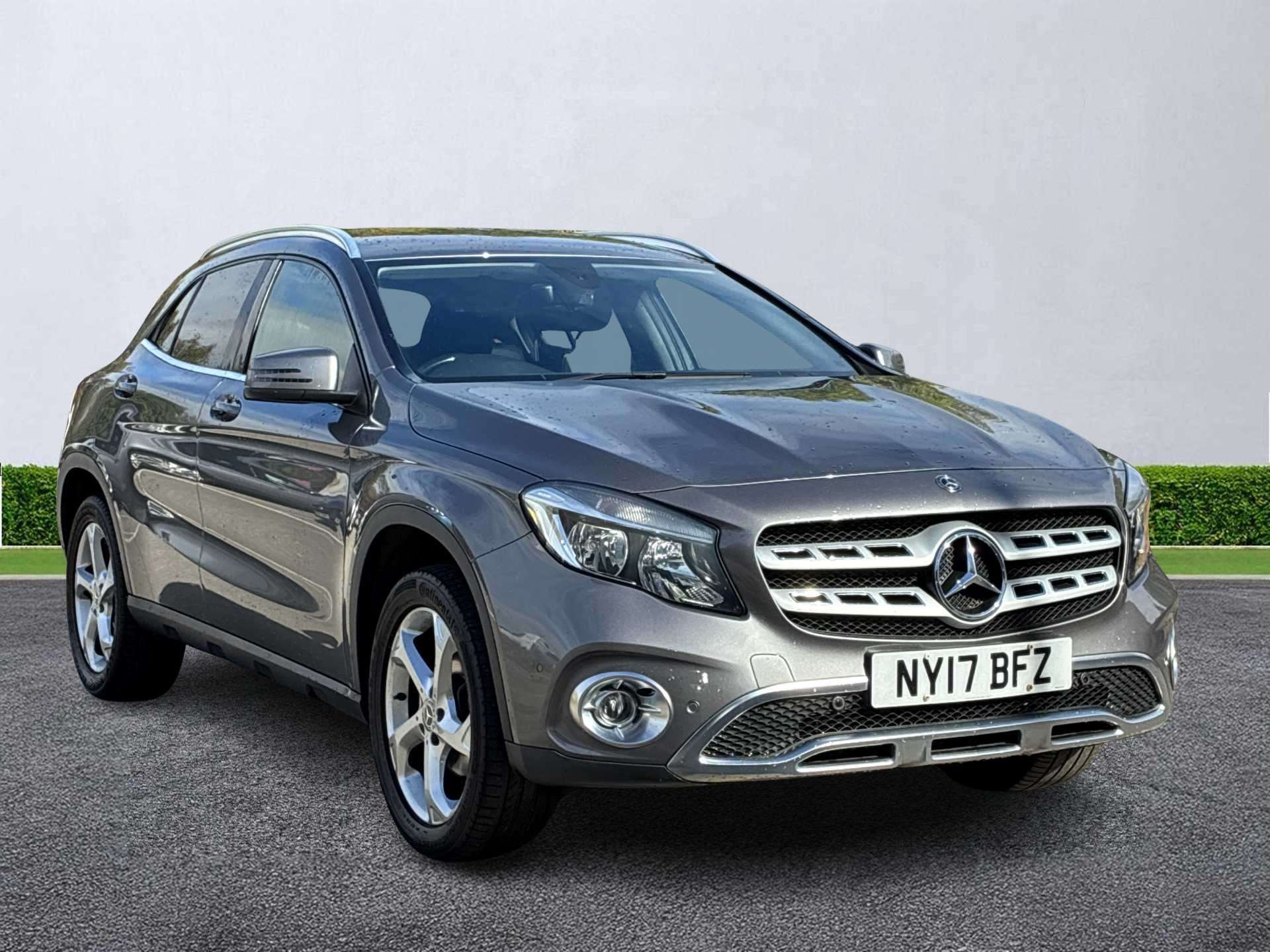 MERCEDES-BENZ GLA HATCHBACK Gla 200 Sport Executive 5Dr Auto