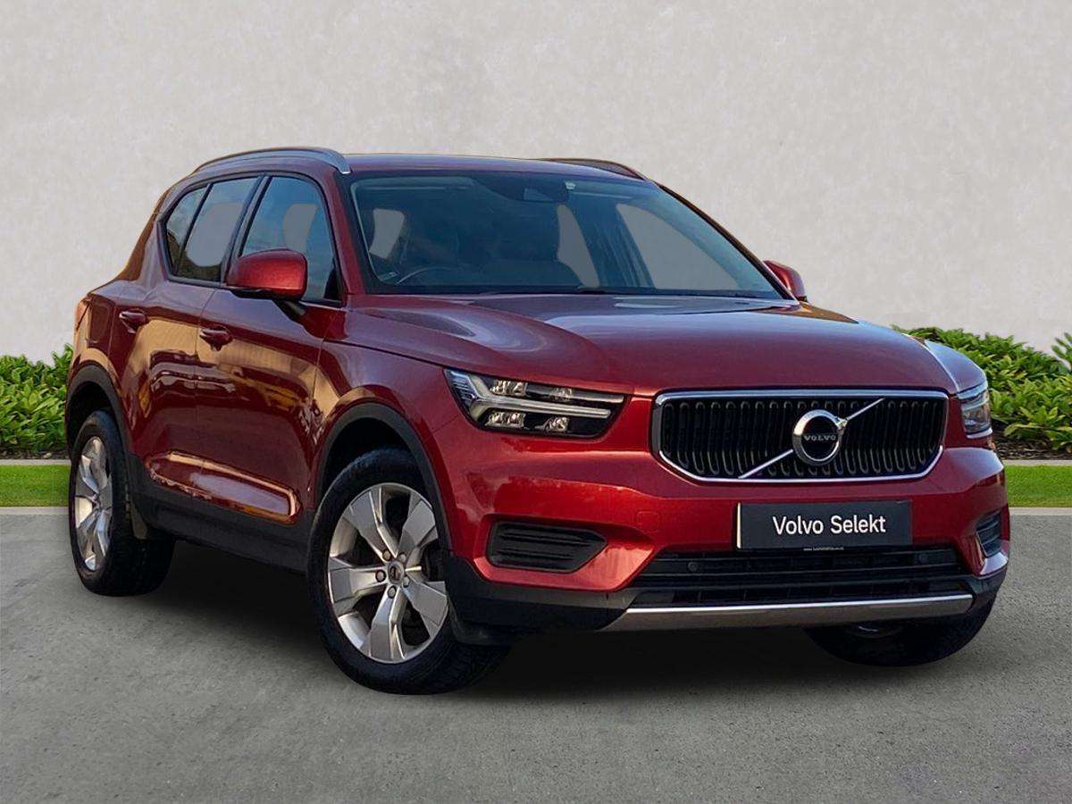VOLVO XC40 DIESEL ESTATE 2.0 D3 Momentum 5dr Geartronic