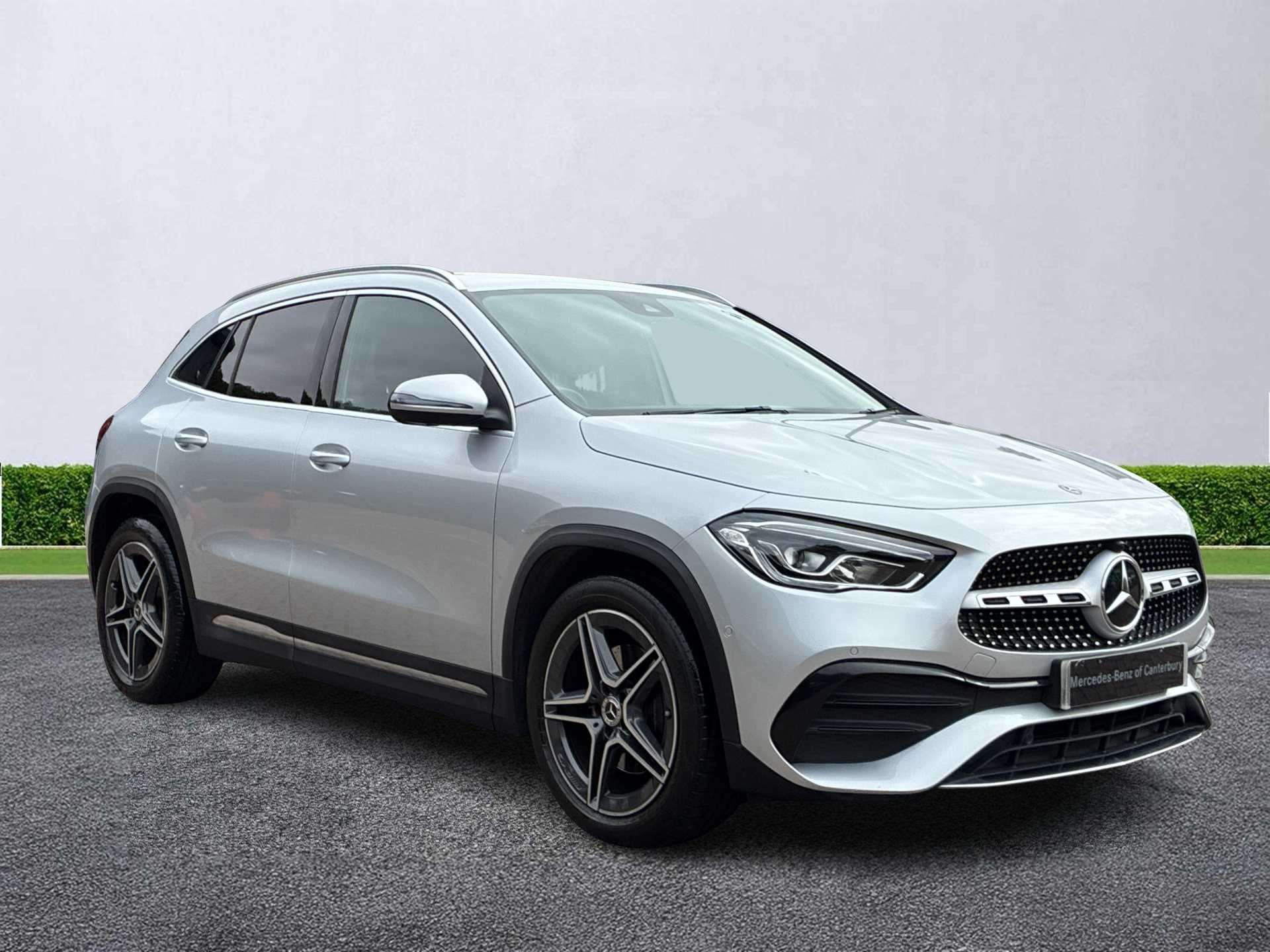 MERCEDES-BENZ GLA HATCHBACK Gla 200 Amg Line Executive 5Dr Auto