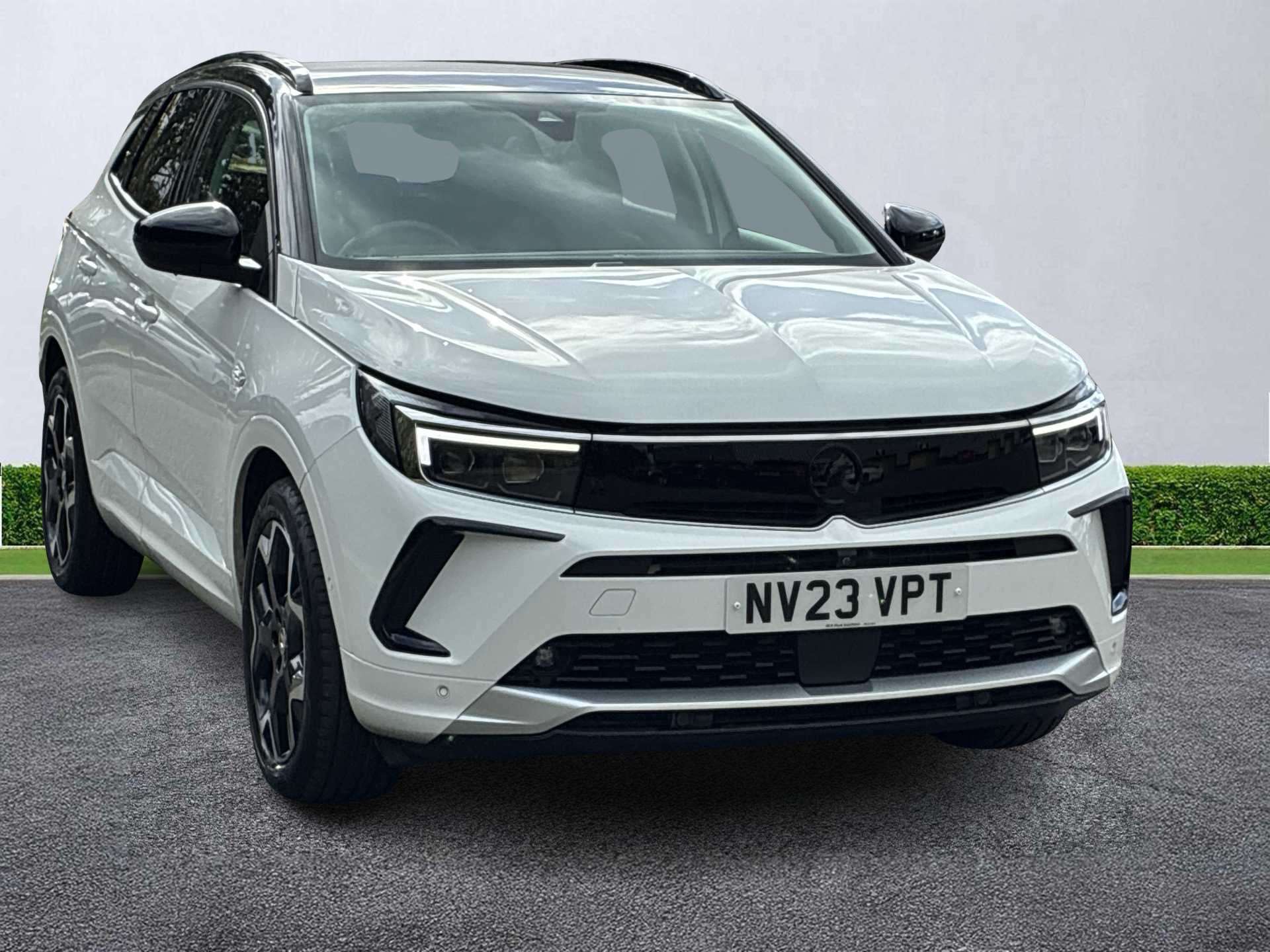 VAUXHALL GRANDLAND DIESEL HATCHBACK 1.5 Turbo D Ultimate 5Dr Auto