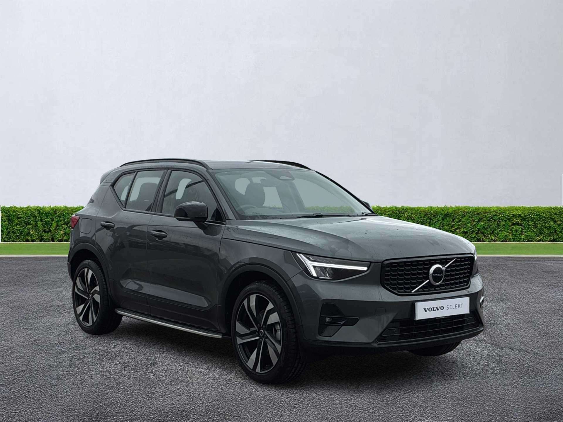 2026 Volvo XC40