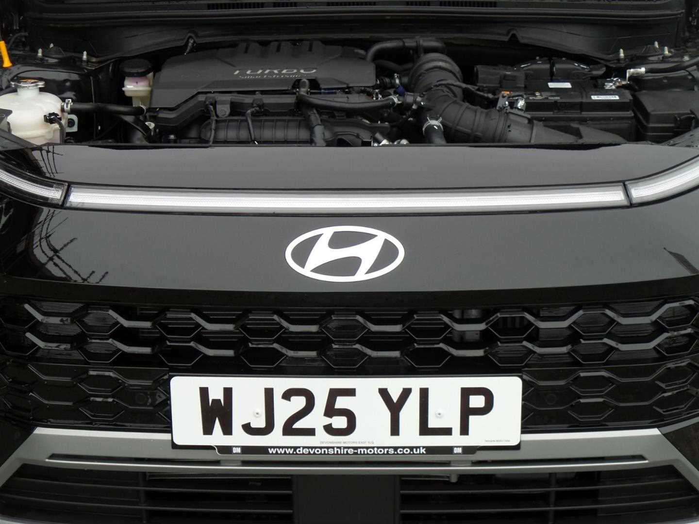 Large vehicle image