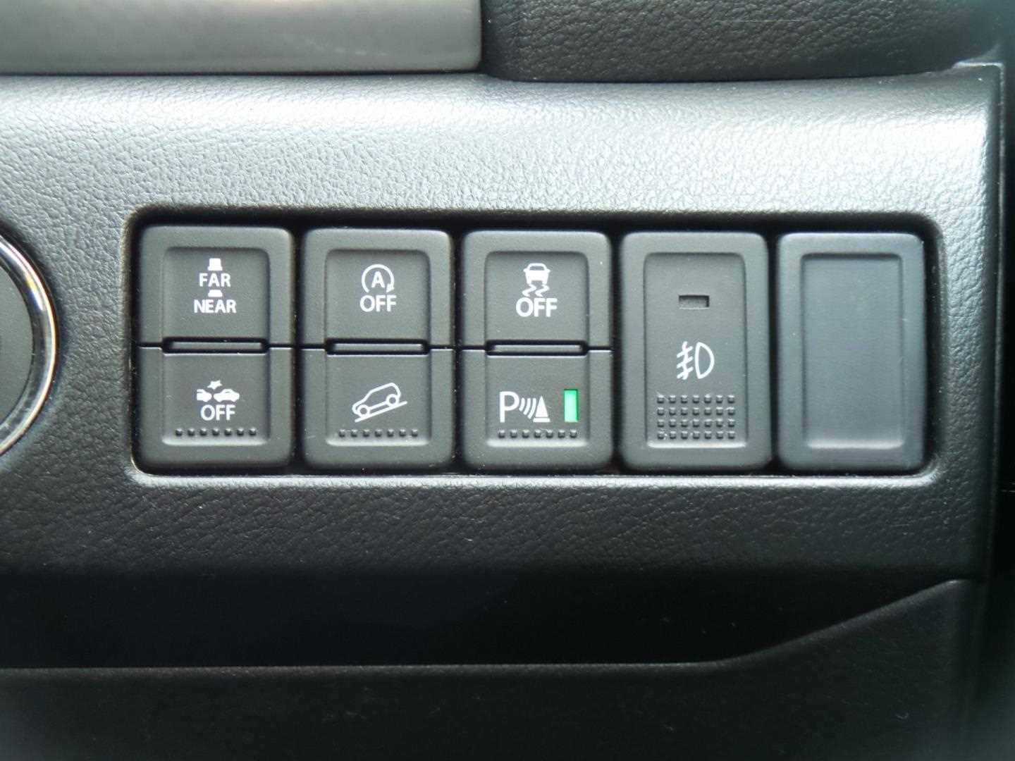 Large vehicle image