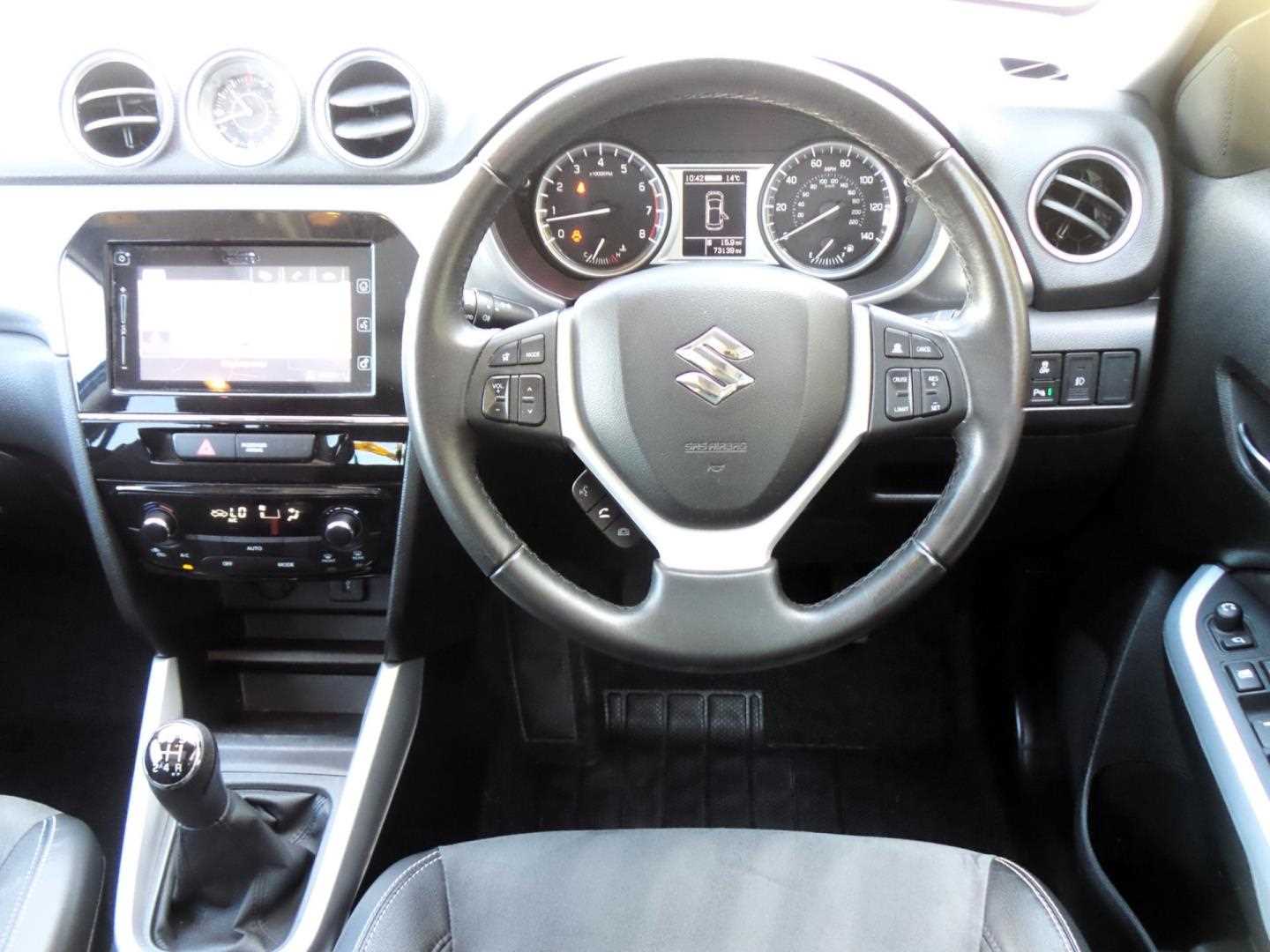 Large vehicle image