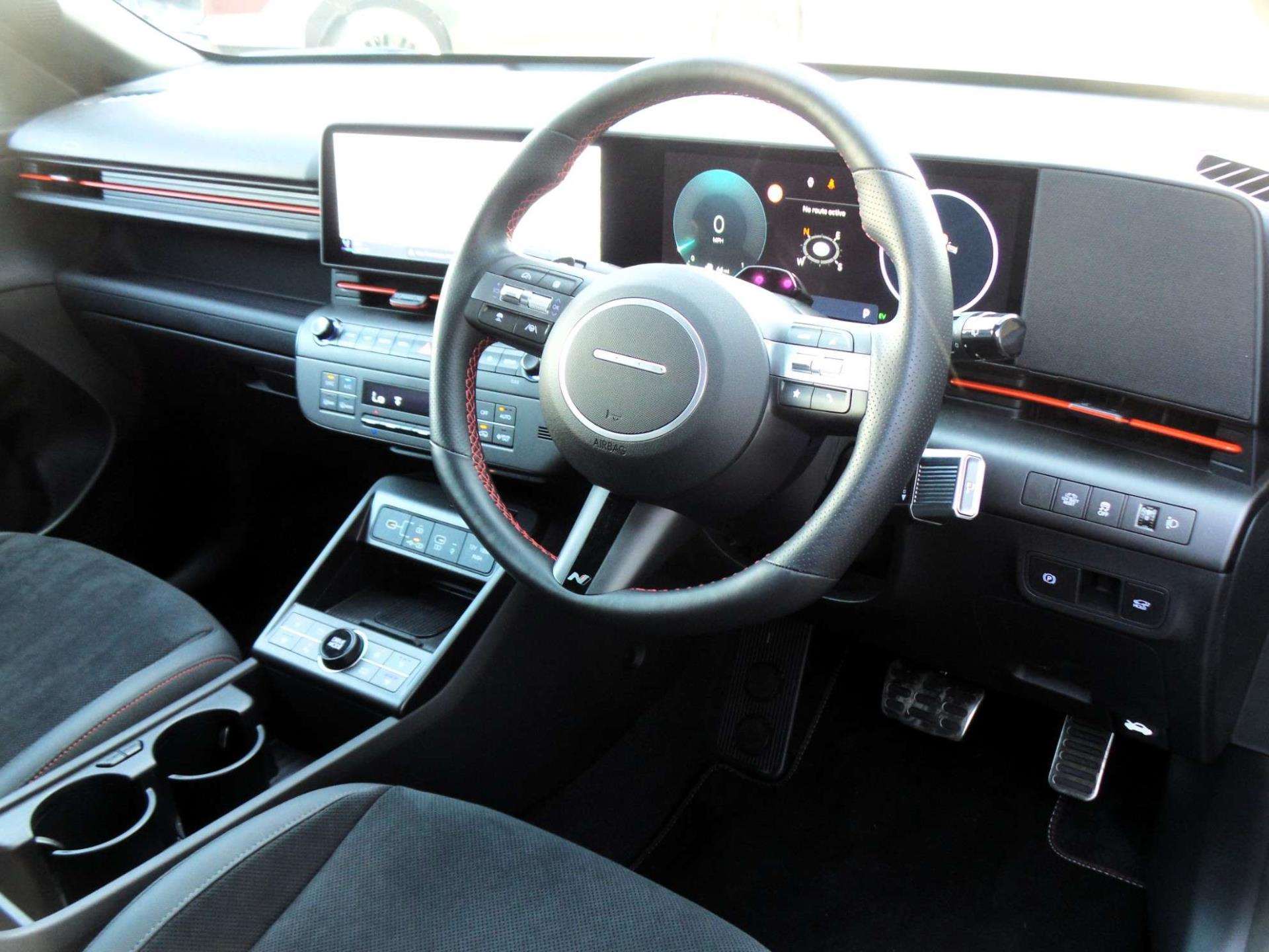 Large vehicle image