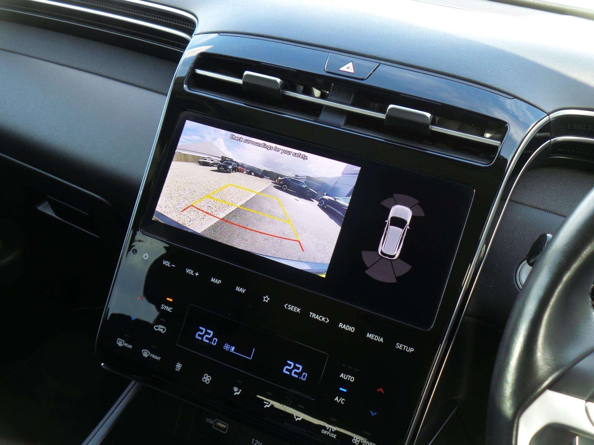 Large vehicle image