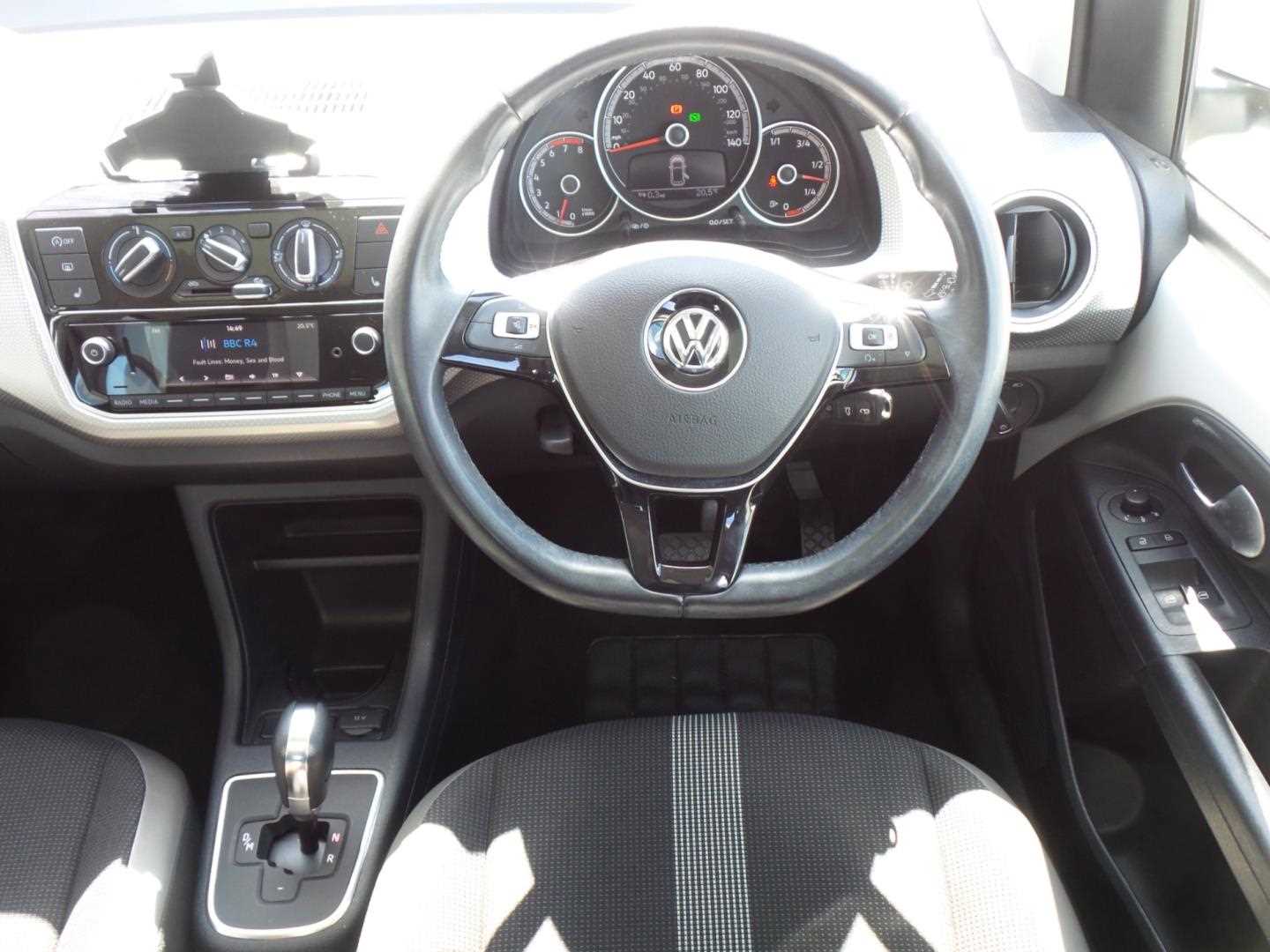 Large vehicle image