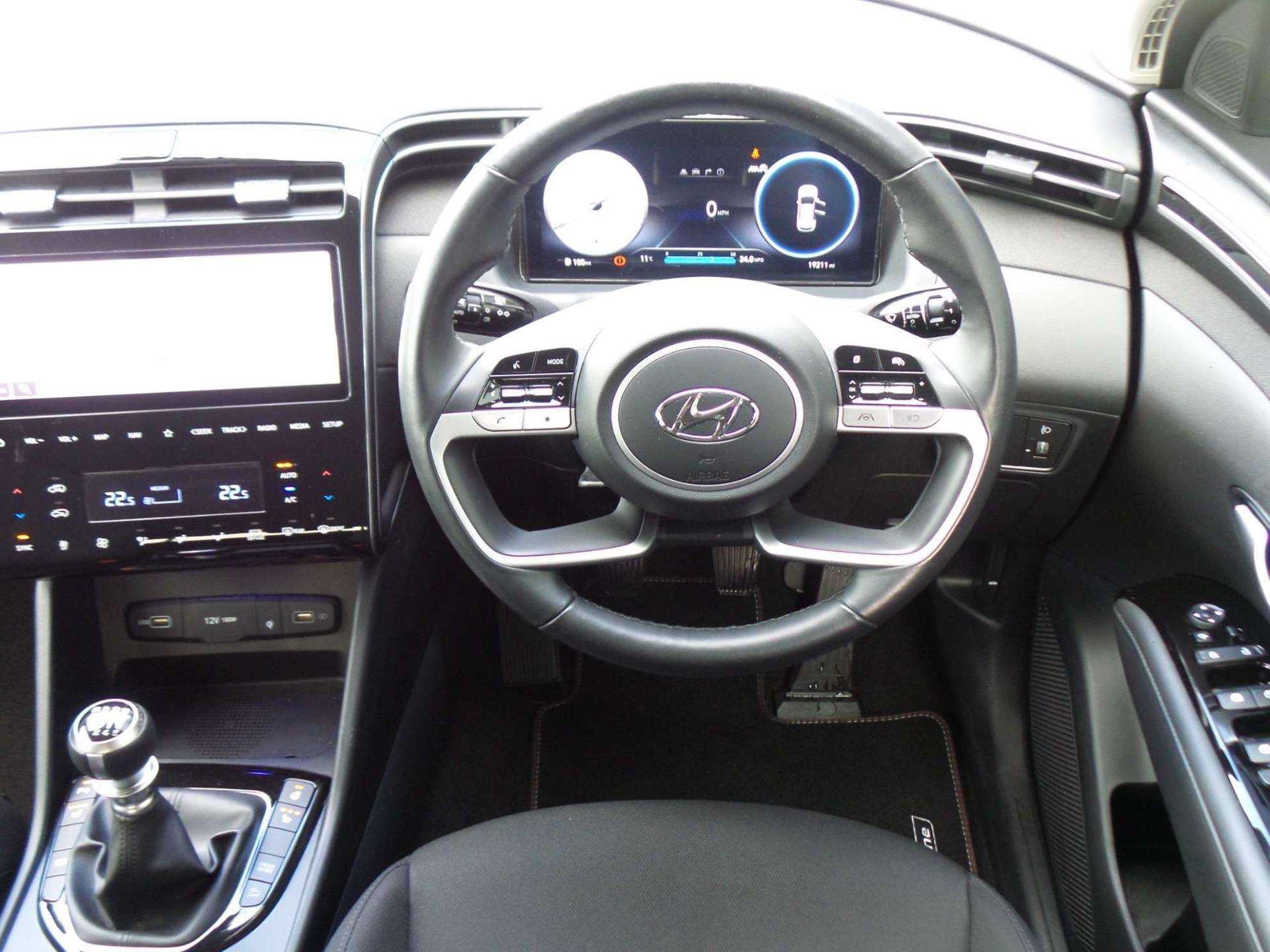Large vehicle image