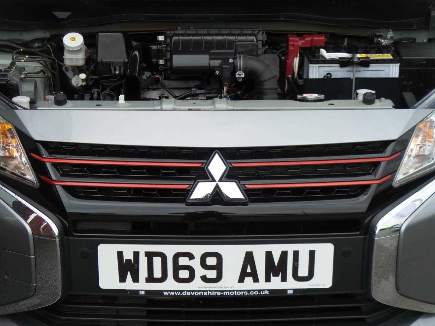 Large vehicle image