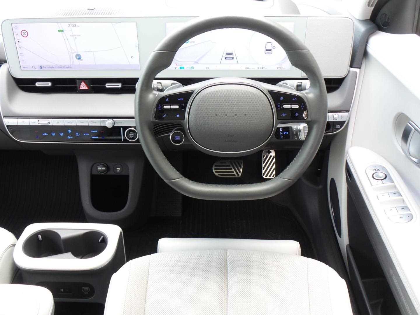 Large vehicle image