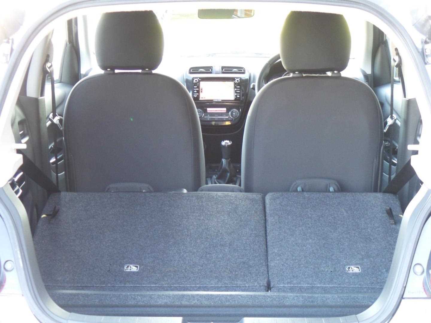 Large vehicle image