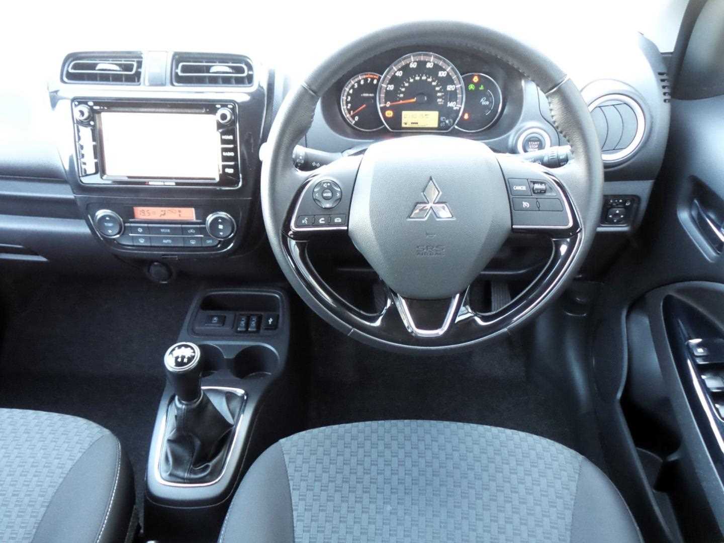 Large vehicle image