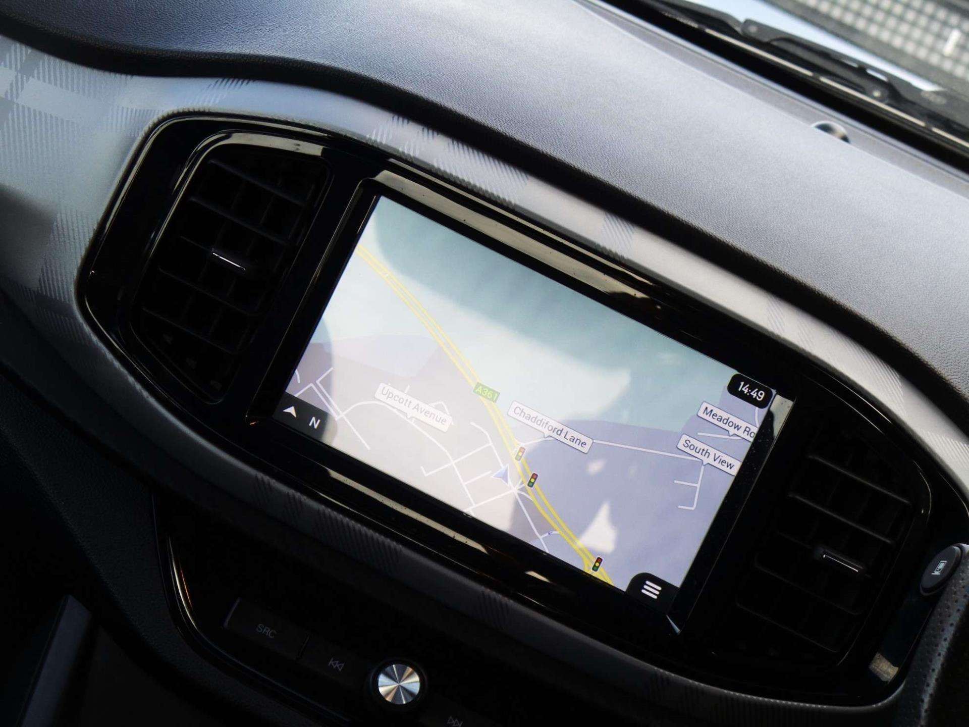 Large vehicle image