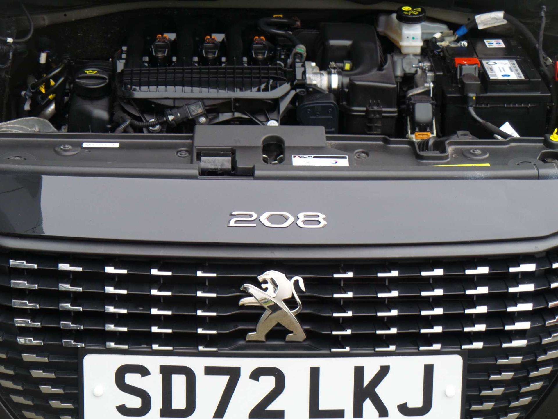 Large vehicle image