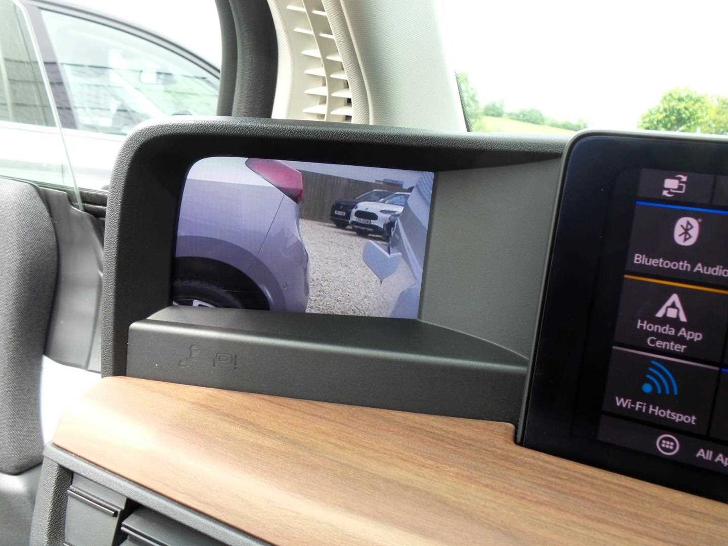 Large vehicle image