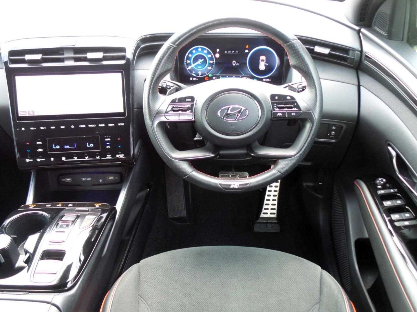 Large vehicle image