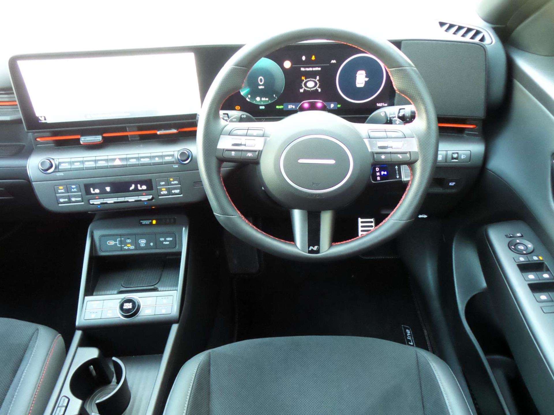 Large vehicle image